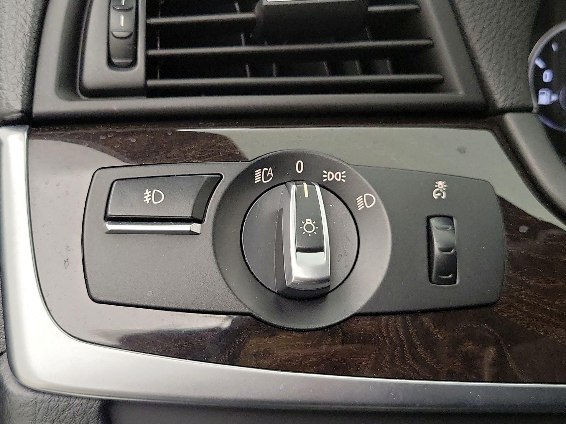 Thumbnail: 2016 BMW 5 Series - 13