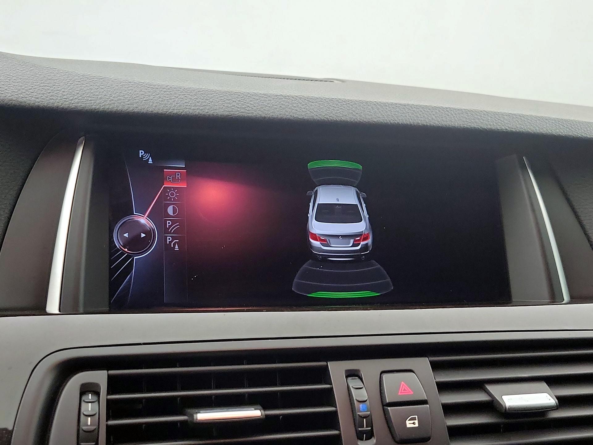 Thumbnail: 2016 BMW 5 Series - 15
