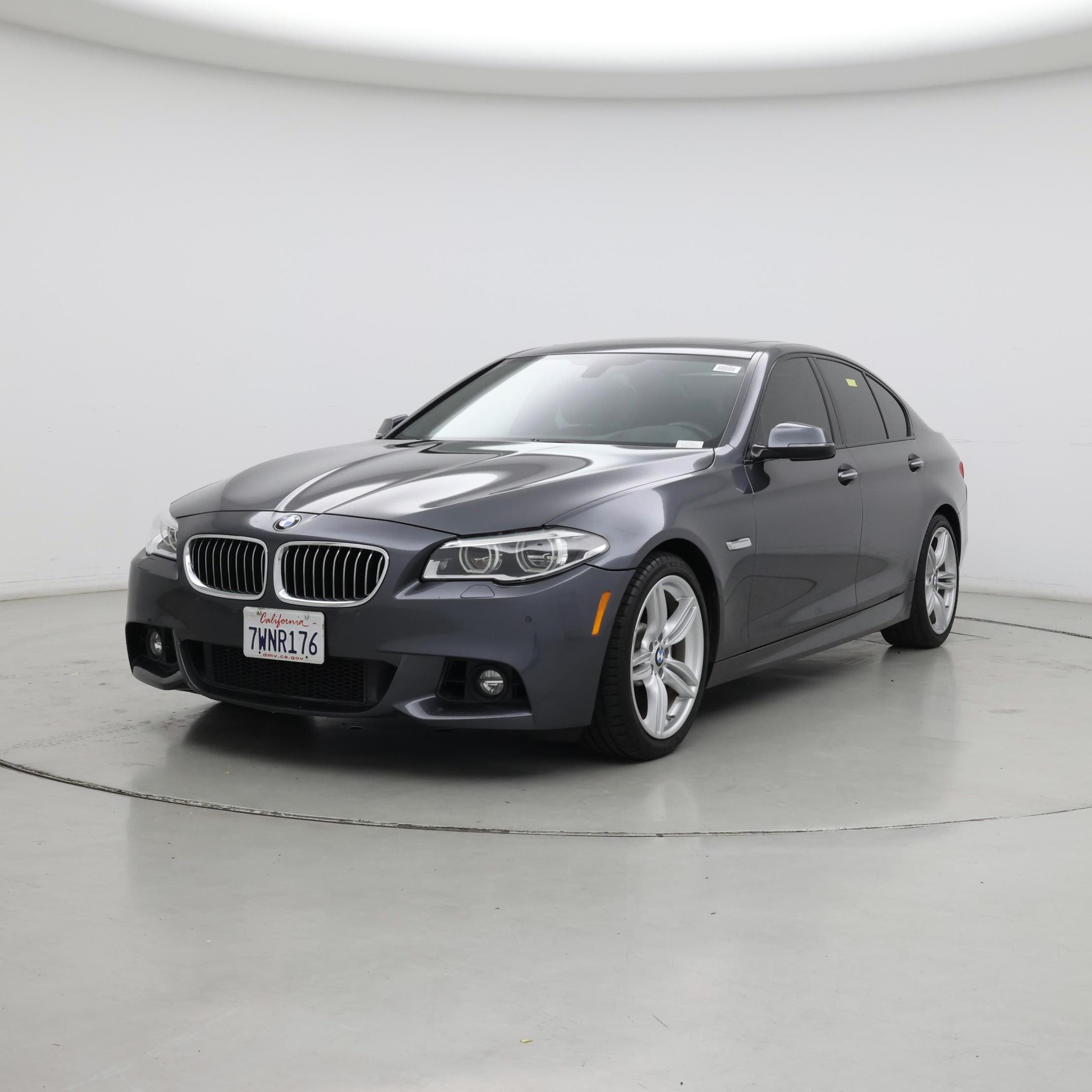 Thumbnail: 2016 BMW 5 Series - 4