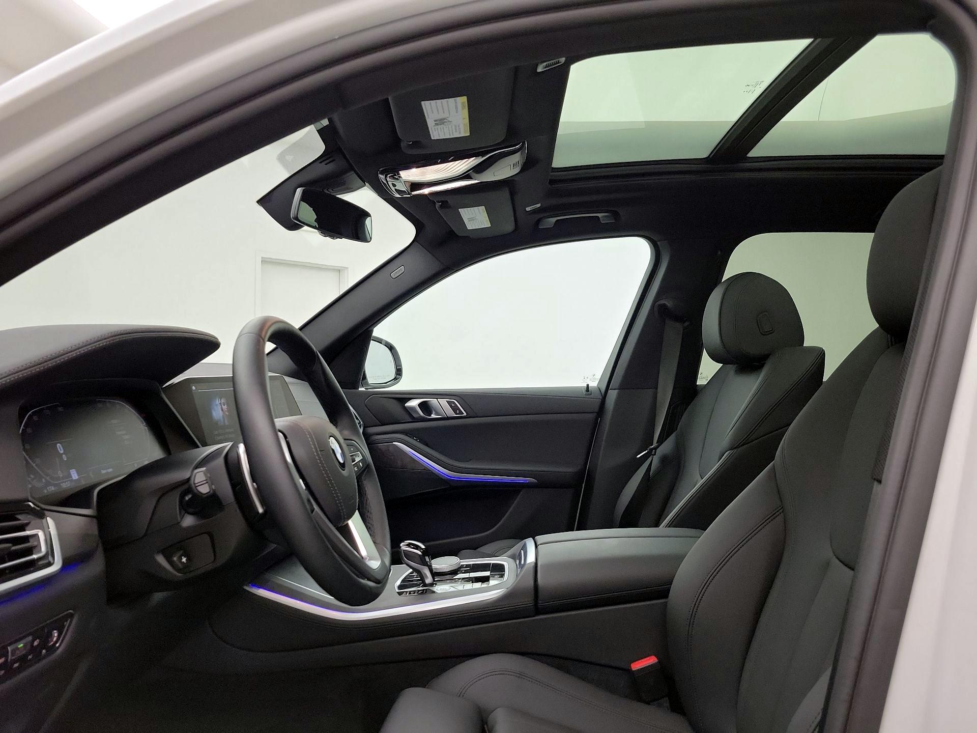 Thumbnail: 2022 BMW X5 - 20