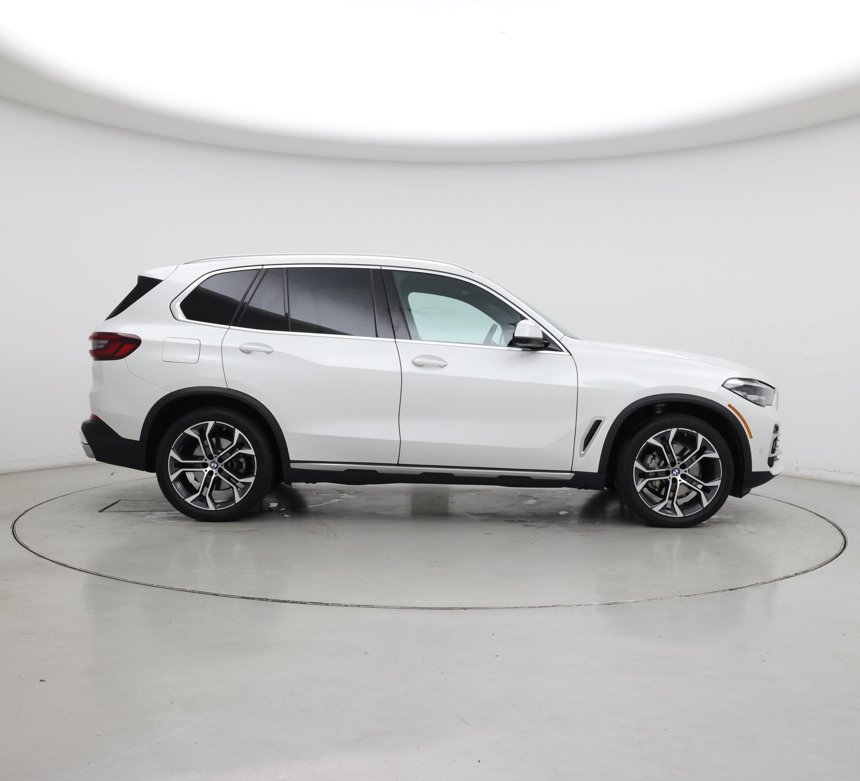 Thumbnail: 2022 BMW X5 - 7