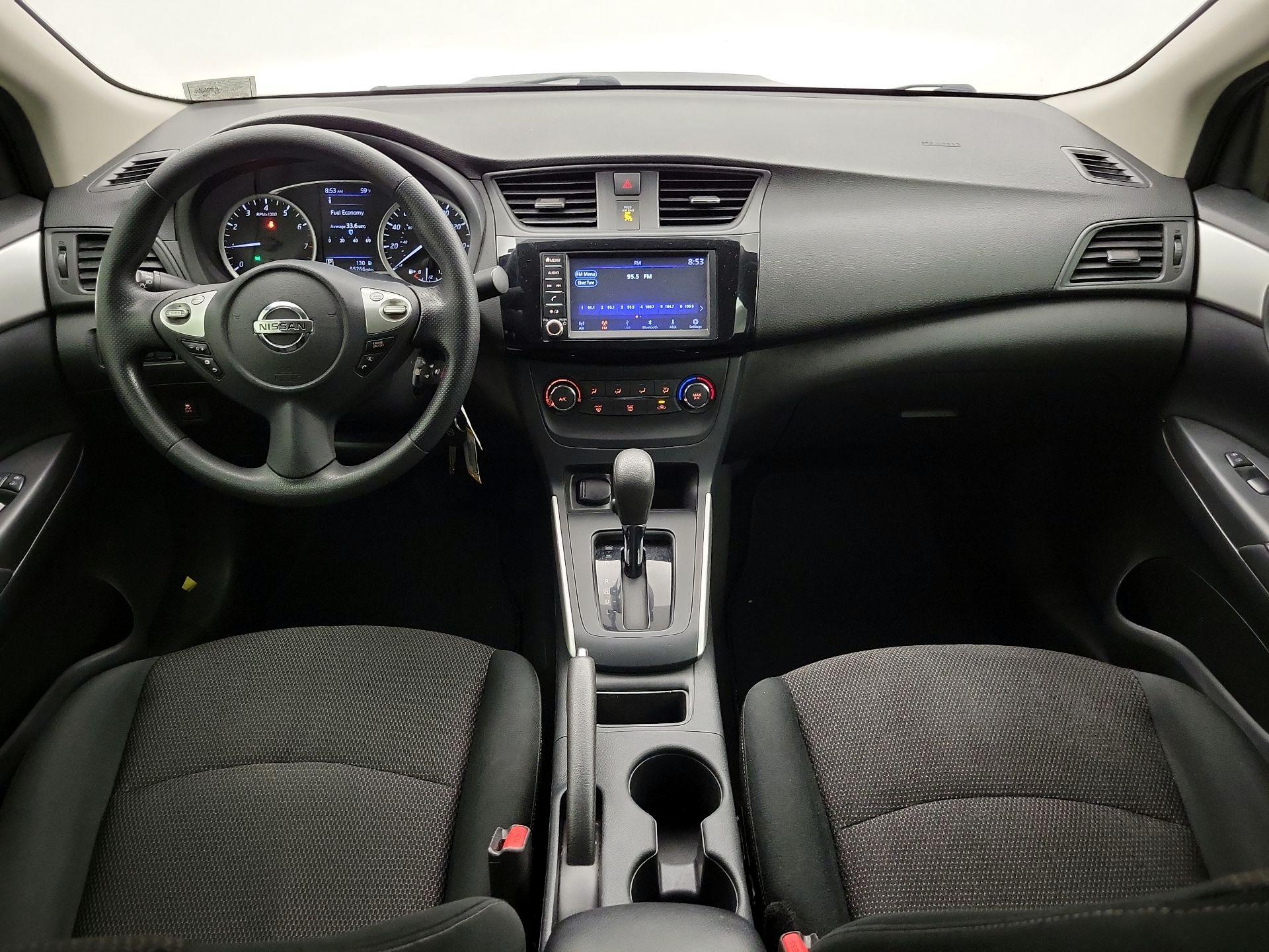 Thumbnail: 2019 Nissan Sentra - 9