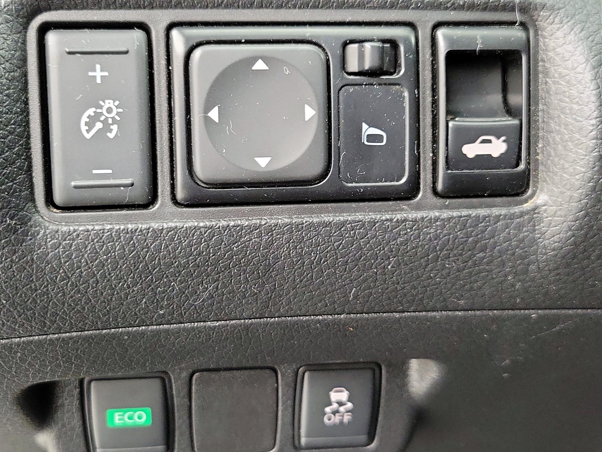 Thumbnail: 2019 Nissan Sentra - 13