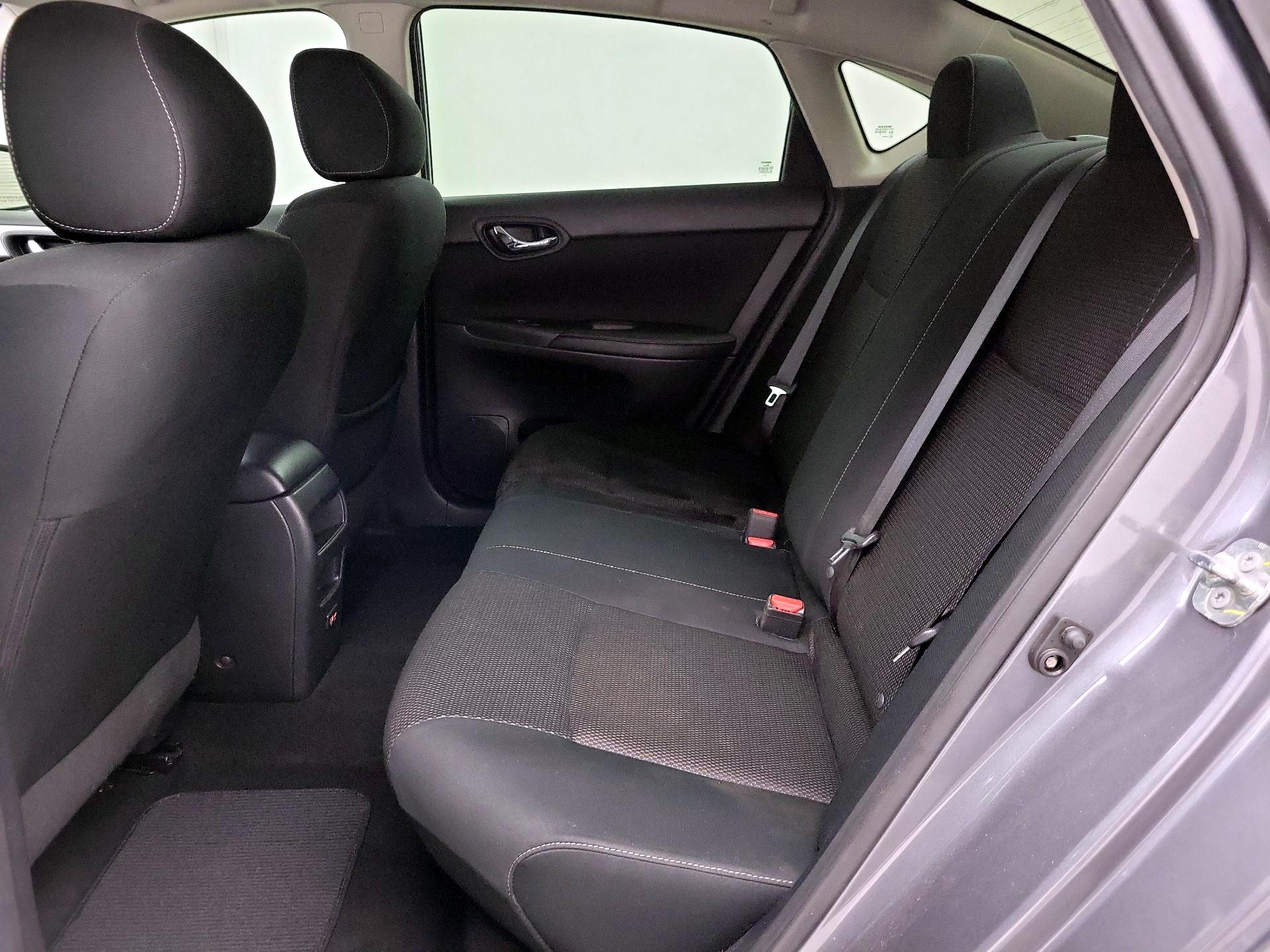 Thumbnail: 2019 Nissan Sentra - 19