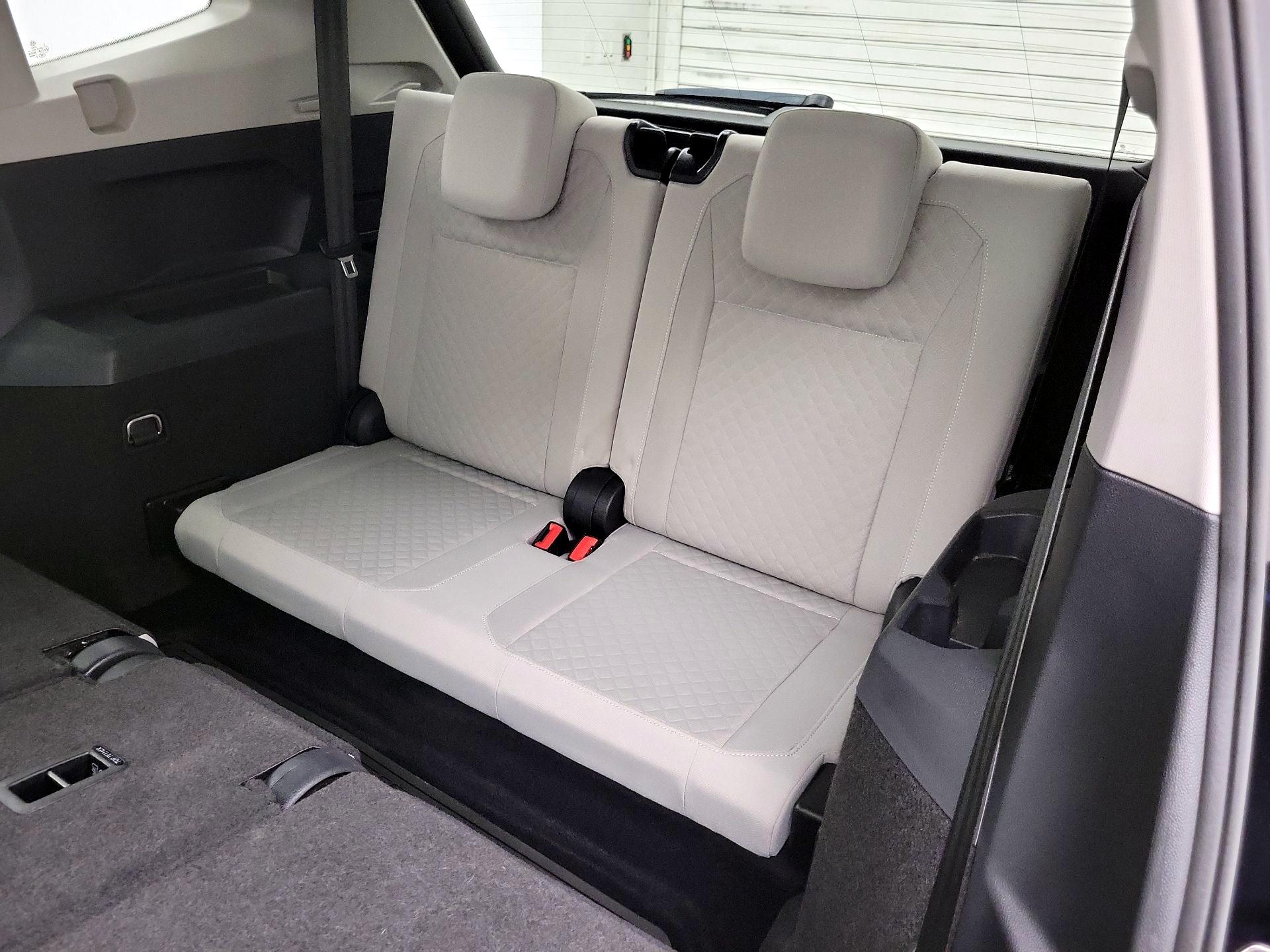 Thumbnail: 2020 Volkswagen Tiguan - 20