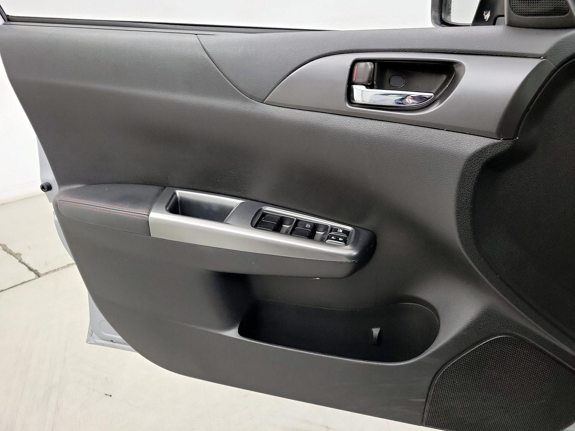 Thumbnail: 2014 Subaru Impreza - 12