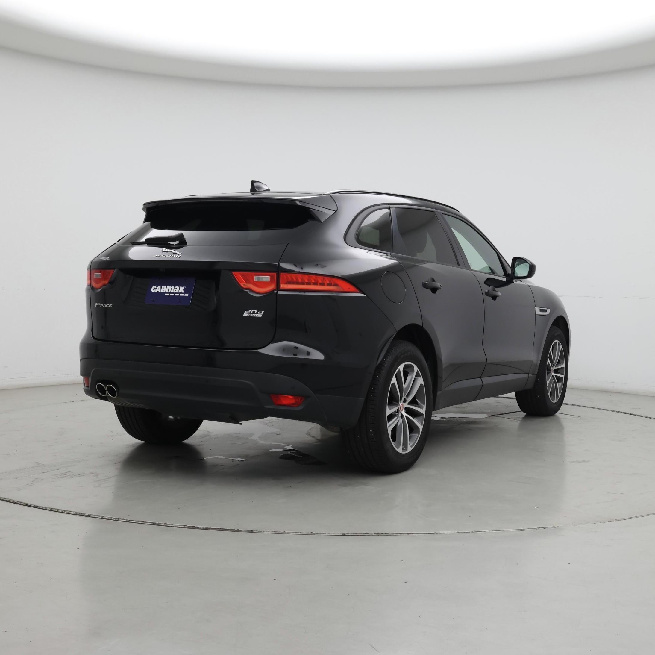 Thumbnail: 2018 Jaguar F-Pace - 8