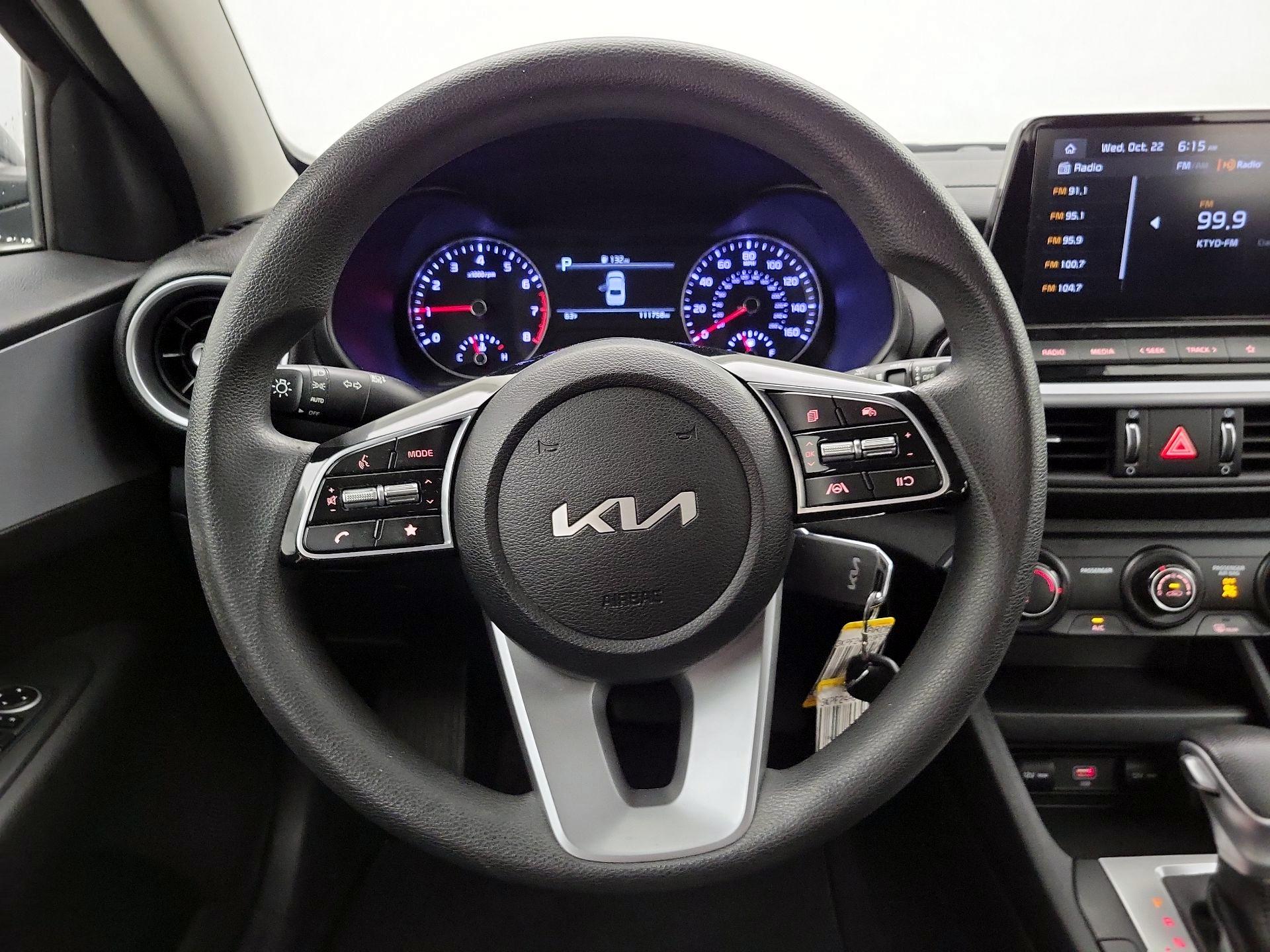 Thumbnail: 2023 Kia Forte - 10