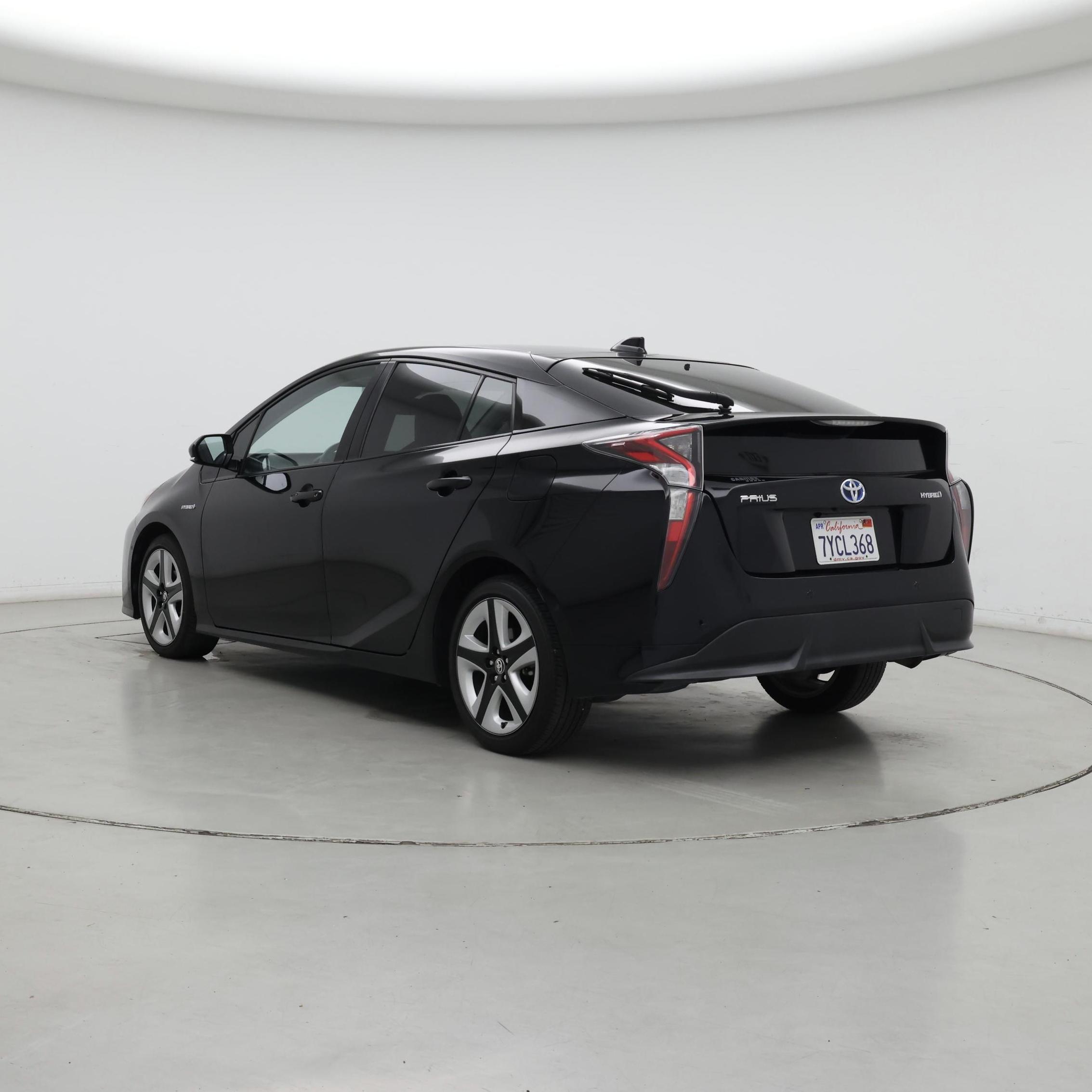 Thumbnail: 2017 Toyota Prius - 2