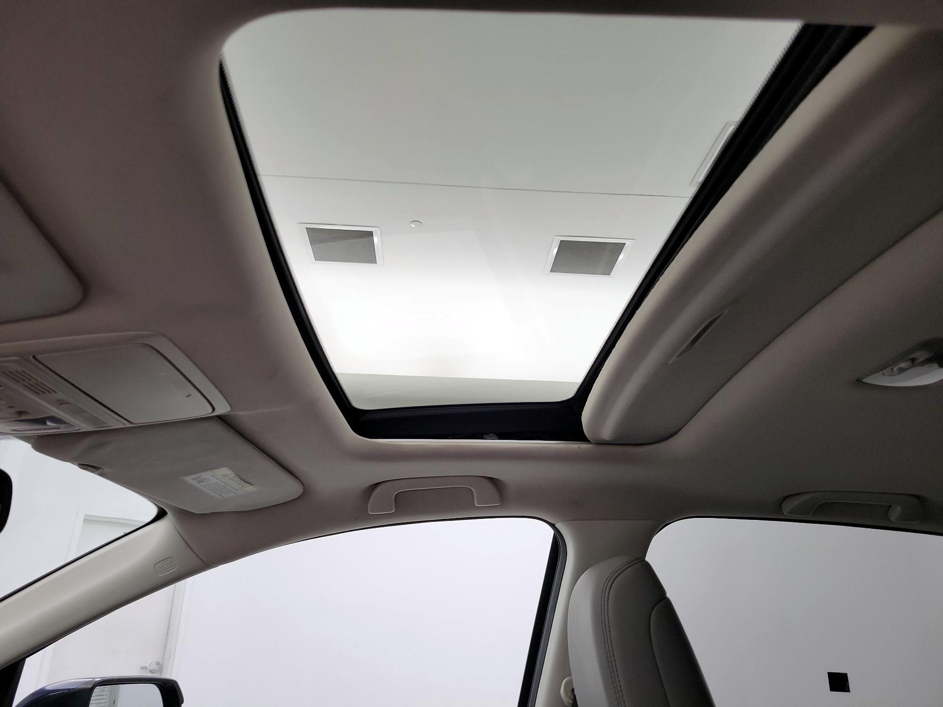 Thumbnail: 2015 Honda CR-V - 19