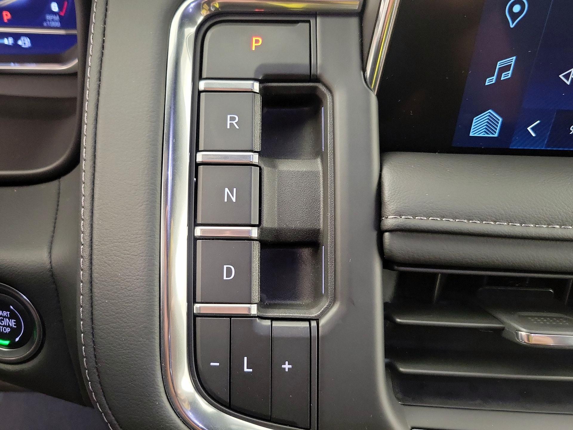 Thumbnail: 2024 Chevrolet Tahoe - 17