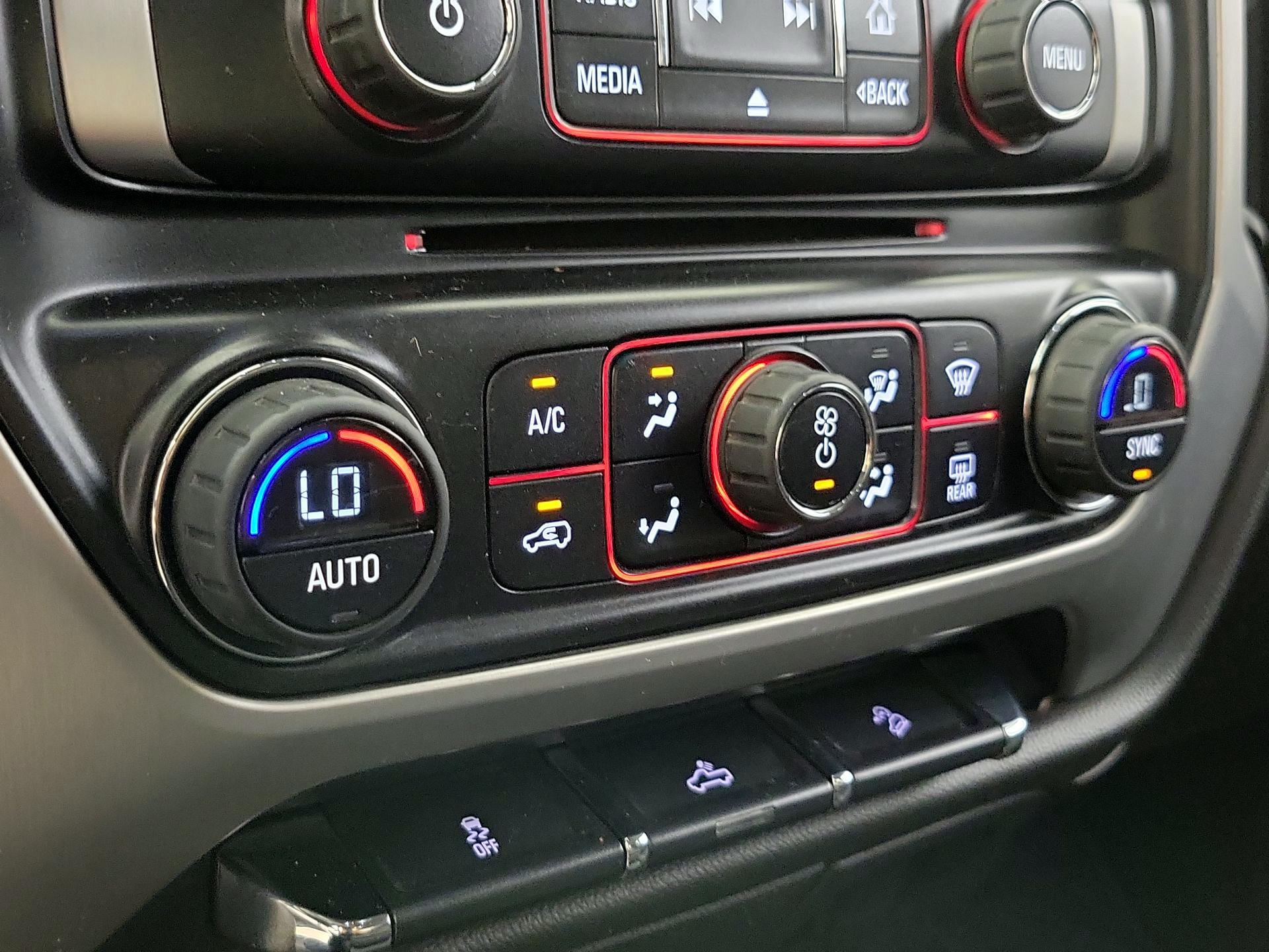 Thumbnail: 2015 GMC Sierra 1500 - 17