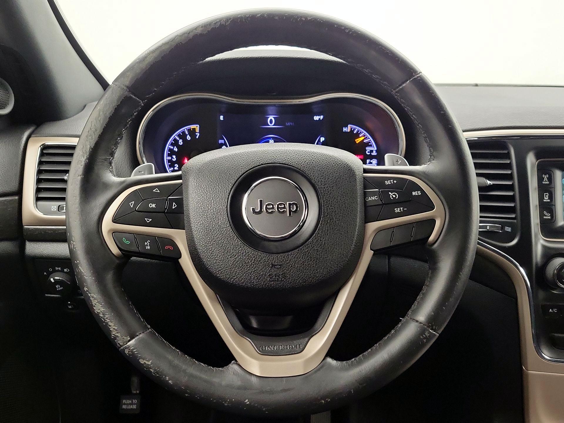 Thumbnail: 2015 Jeep Grand Cherokee - 10