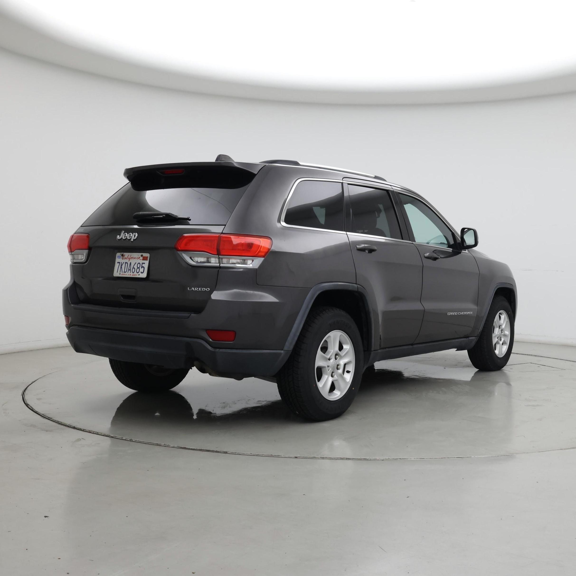 Thumbnail: 2015 Jeep Grand Cherokee - 8