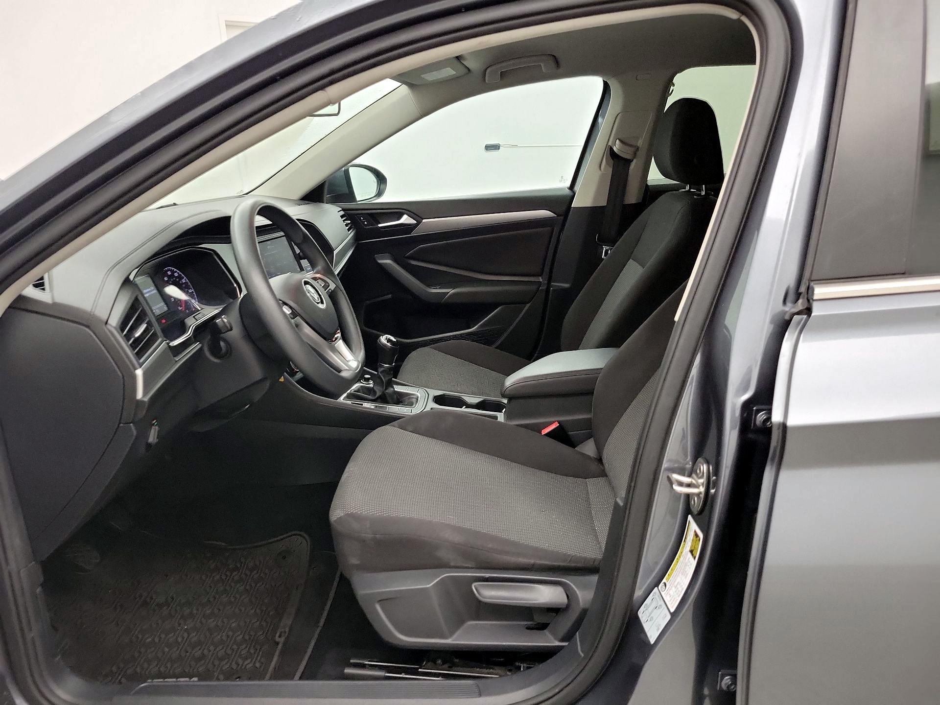 Thumbnail: 2019 Volkswagen Jetta - 11