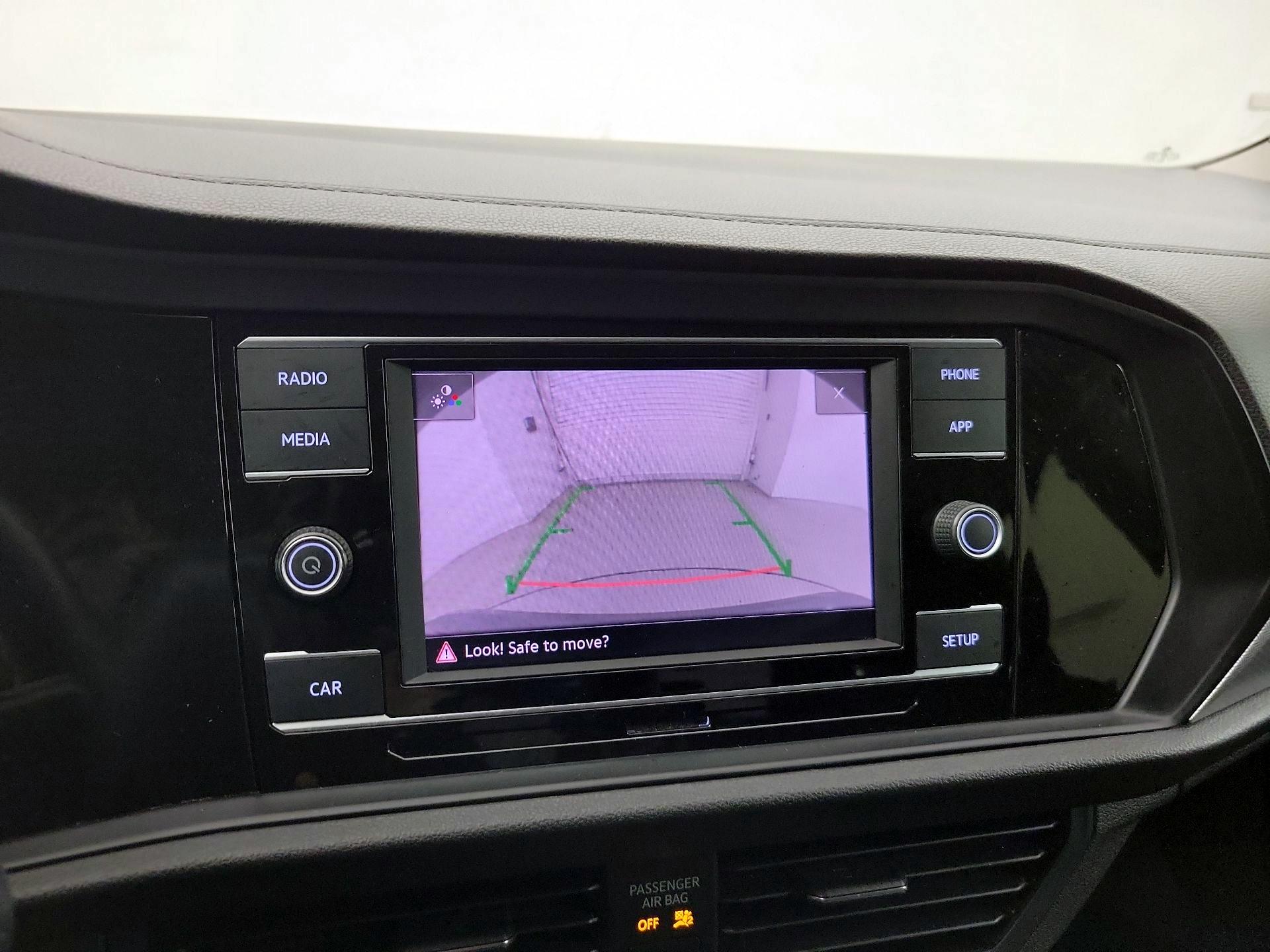 Thumbnail: 2019 Volkswagen Jetta - 14