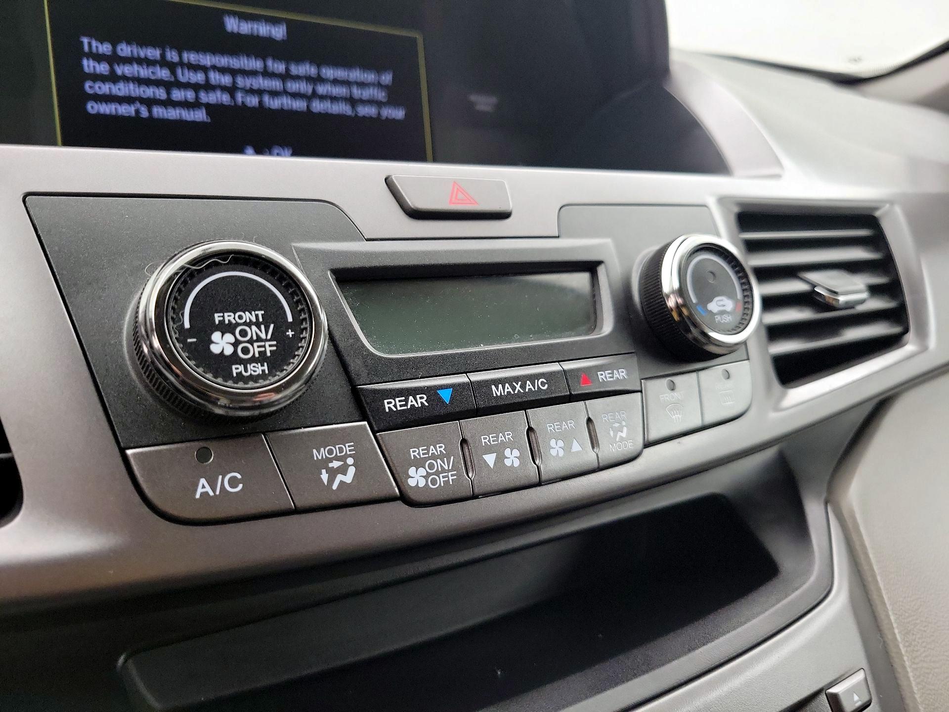 Thumbnail: 2014 Honda Odyssey - 16