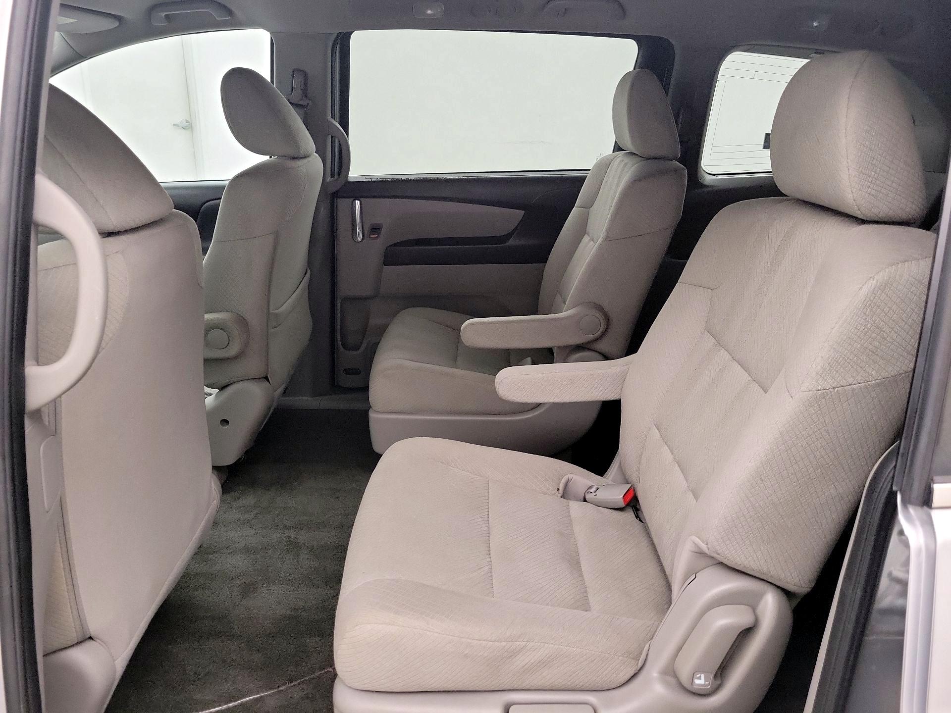 Thumbnail: 2014 Honda Odyssey - 19