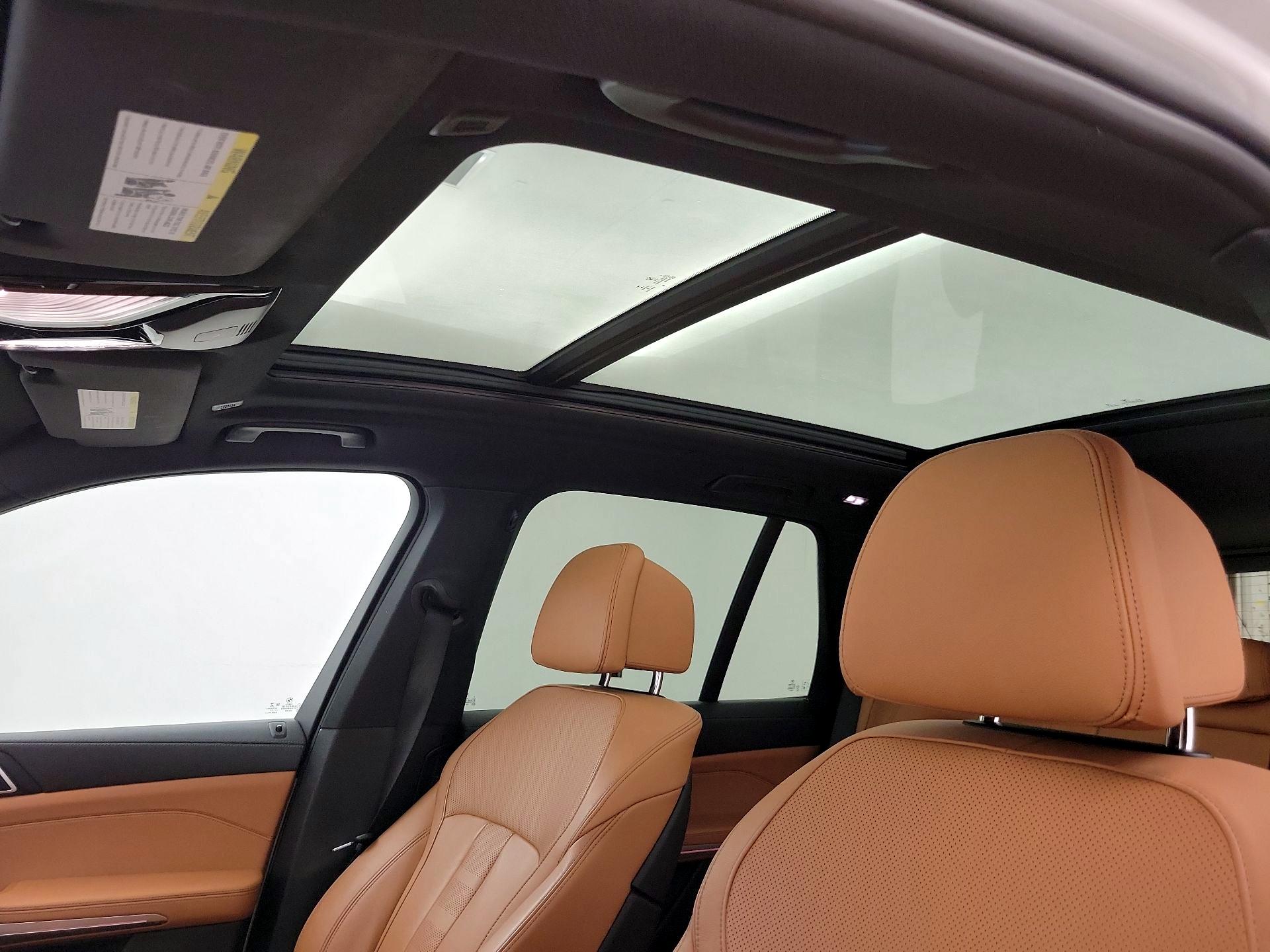 Thumbnail: 2022 BMW X5 - 20