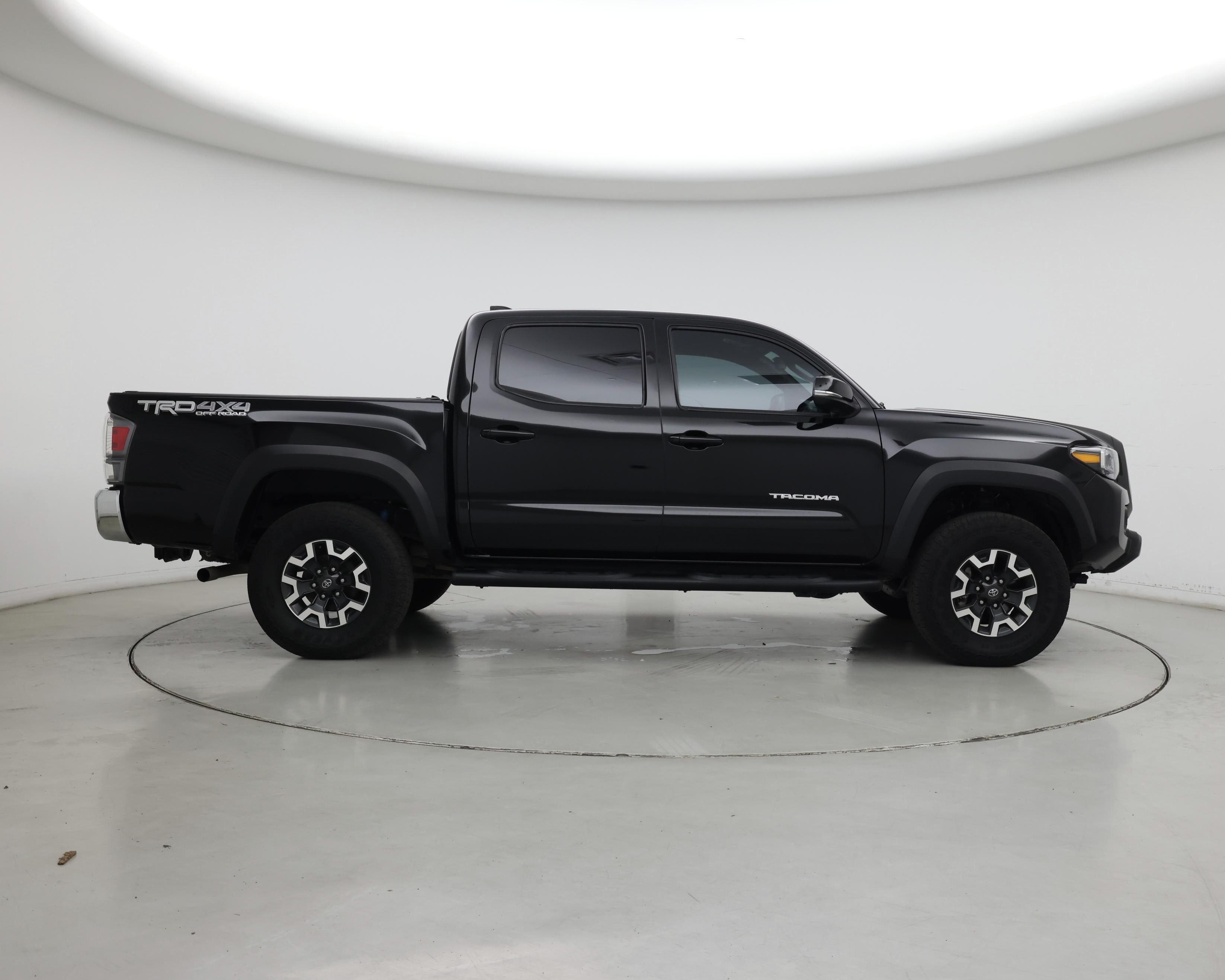 Thumbnail: 2023 Toyota Tacoma - 7