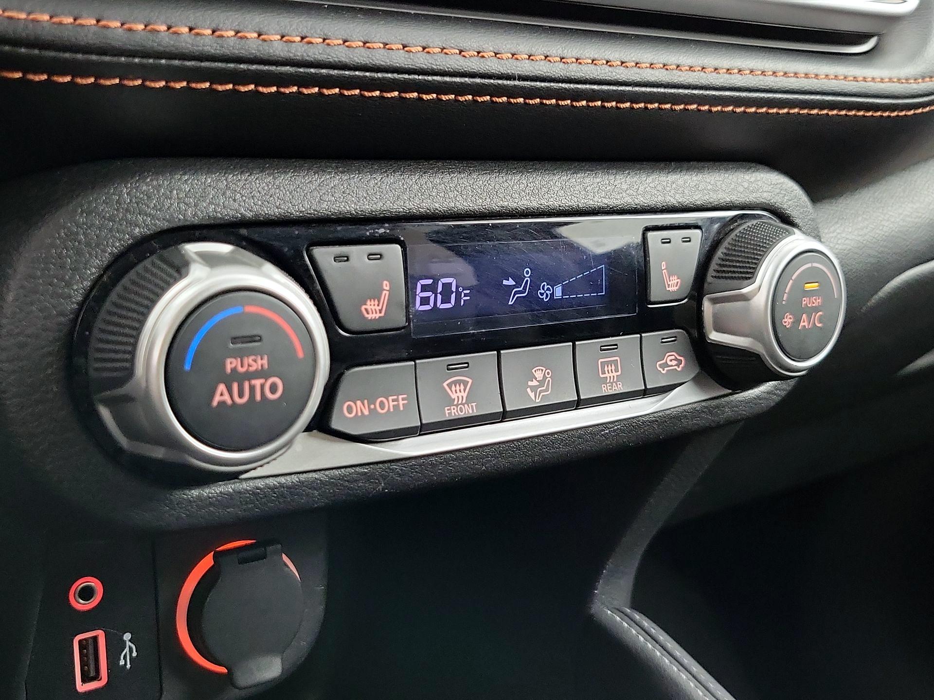 Thumbnail: 2020 Nissan Kicks - 15