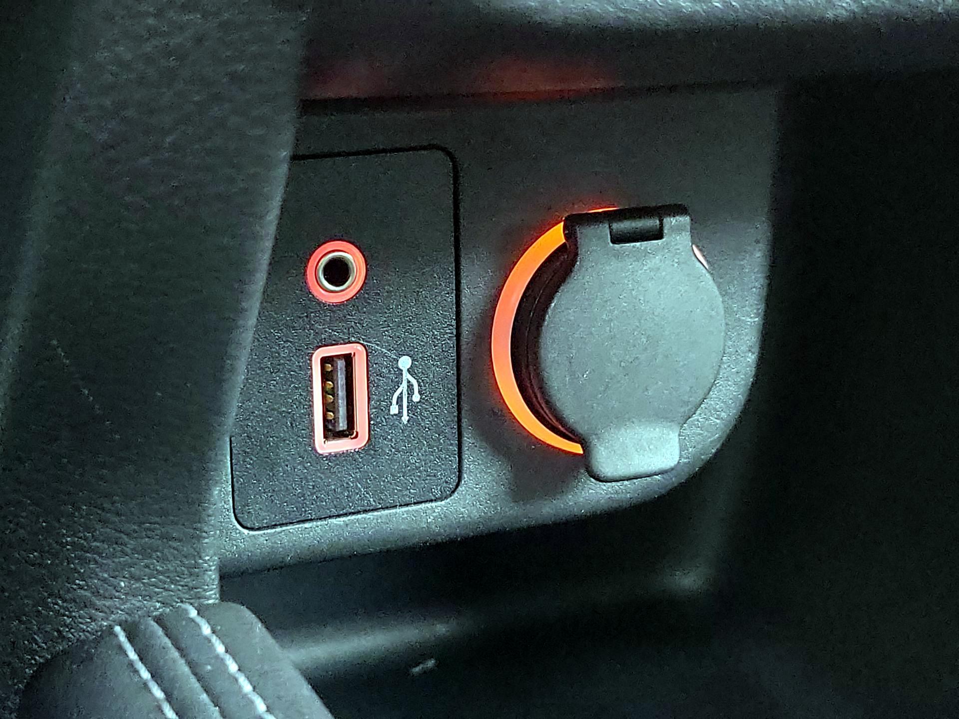 Thumbnail: 2020 Nissan Kicks - 17