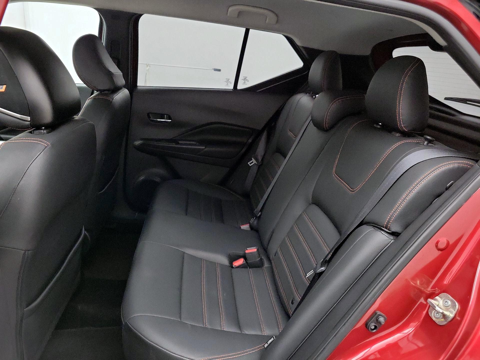 Thumbnail: 2020 Nissan Kicks - 18