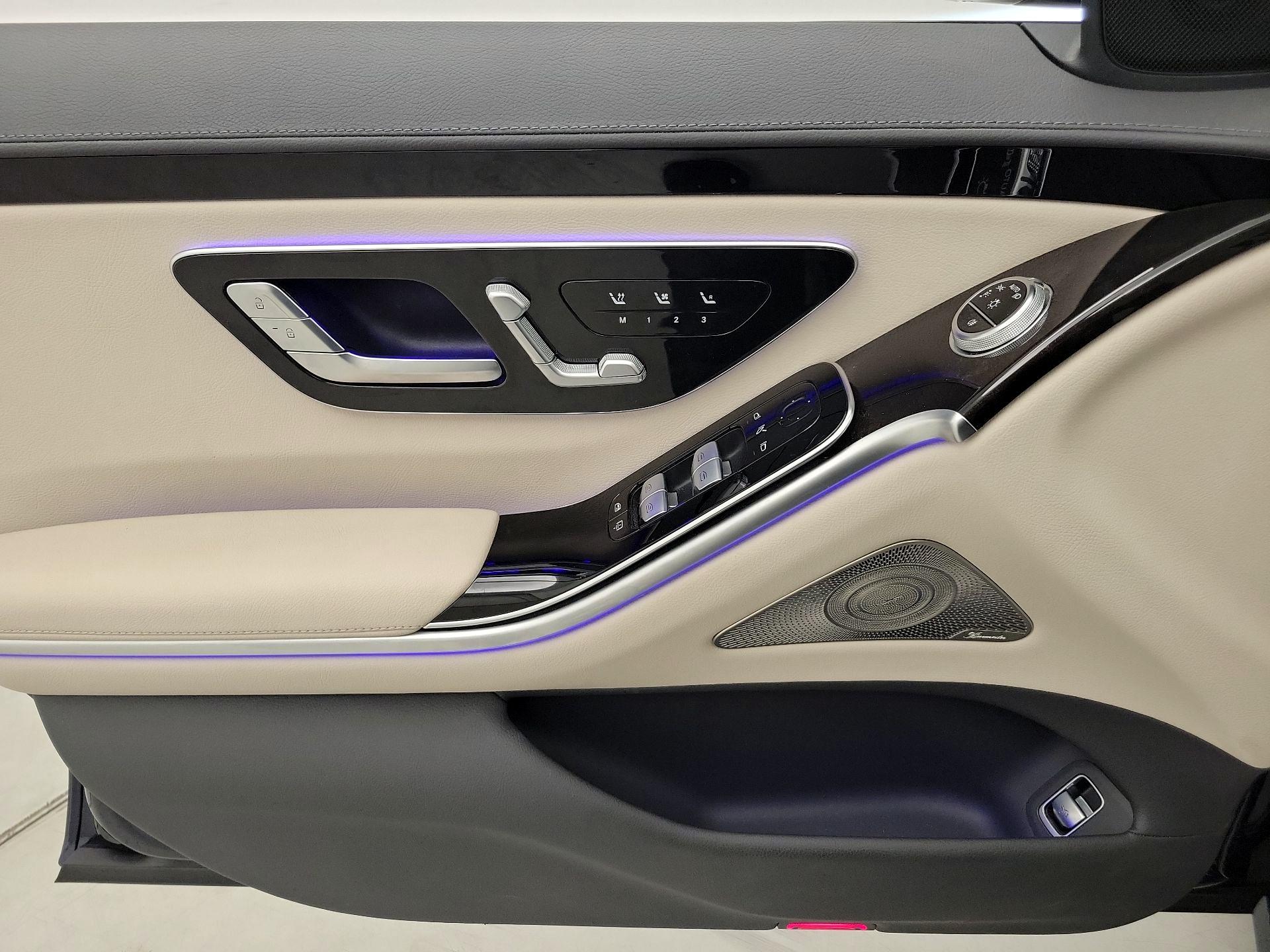 Thumbnail: 2022 Mercedes-Benz S-Class - 12