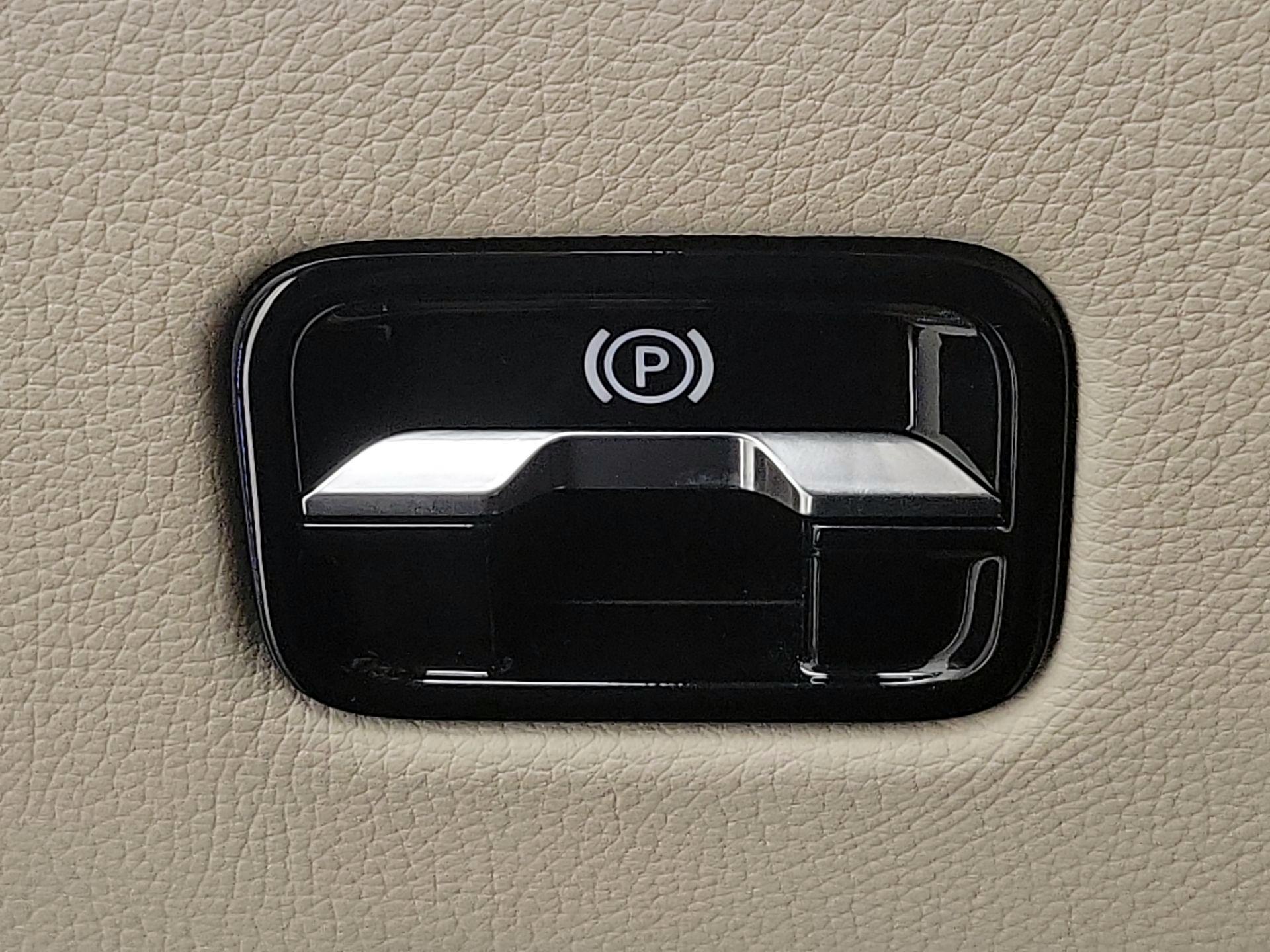 Thumbnail: 2022 Mercedes-Benz S-Class - 13