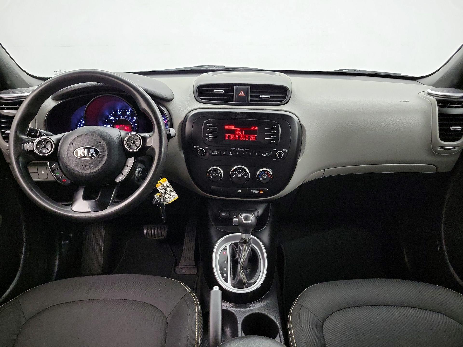 Thumbnail: 2015 Kia Soul - 9