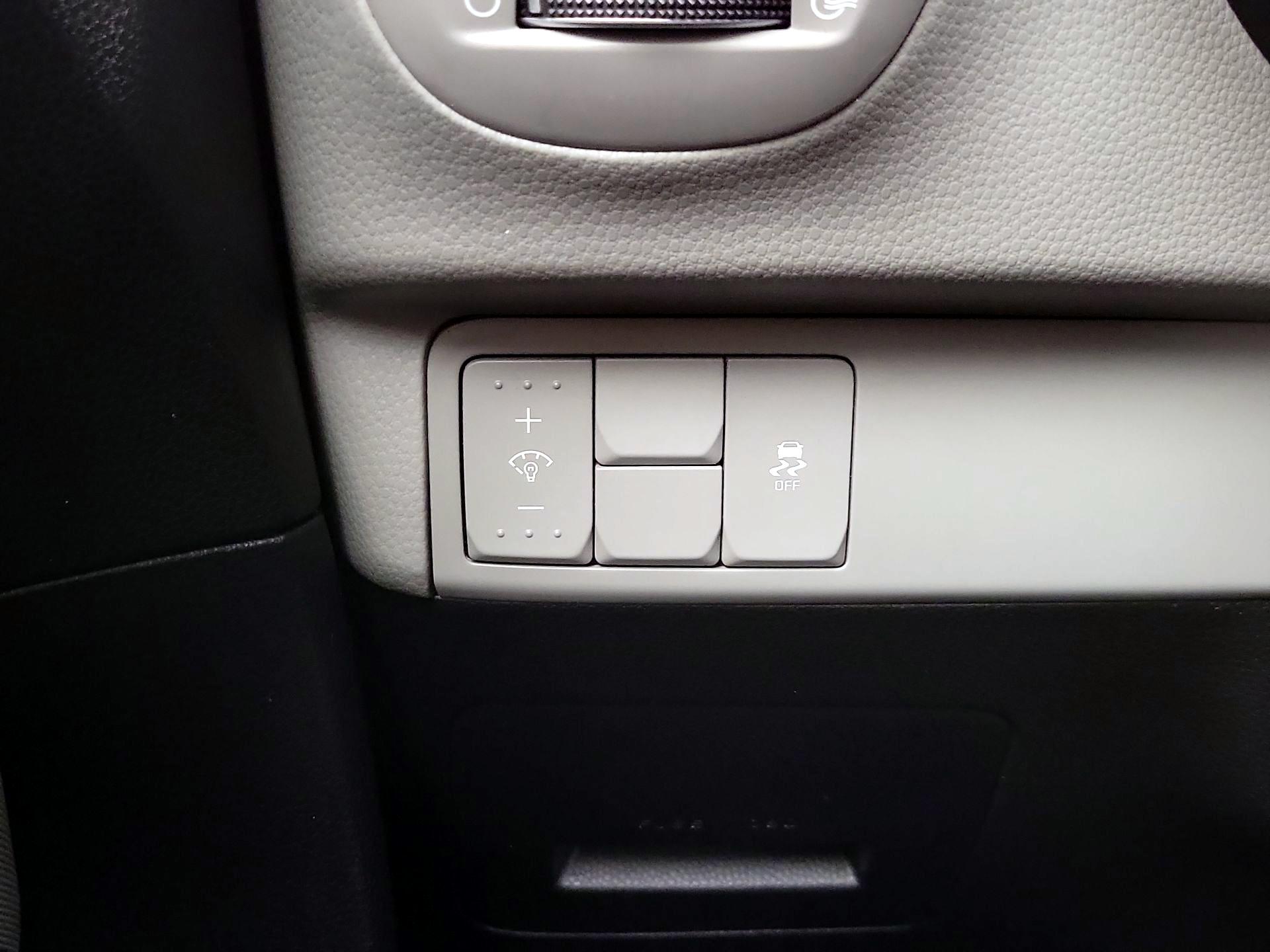 Thumbnail: 2015 Kia Soul - 13