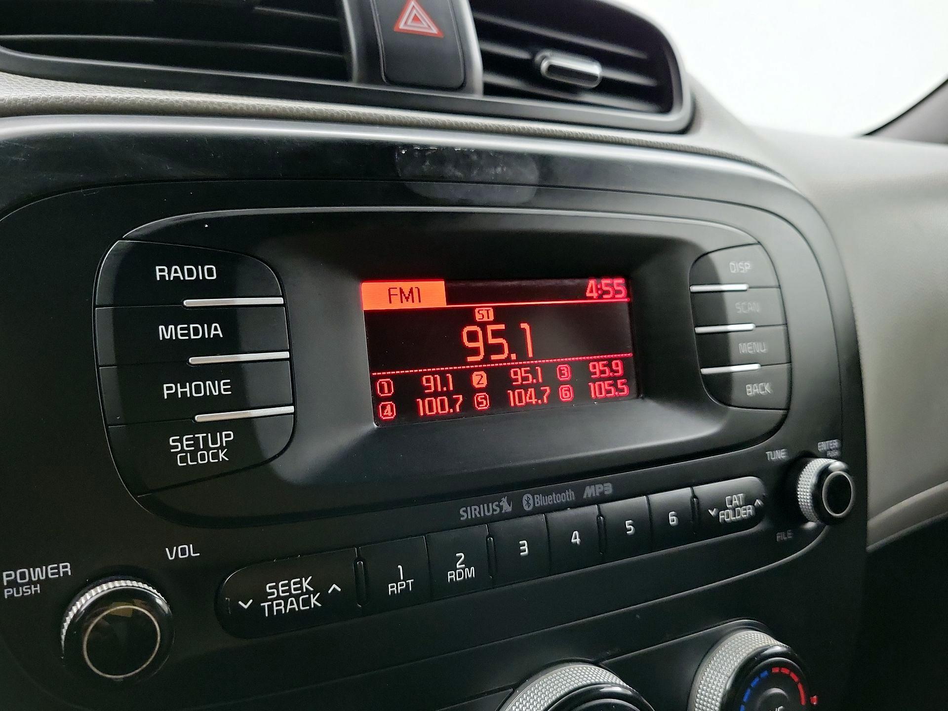 Thumbnail: 2015 Kia Soul - 14