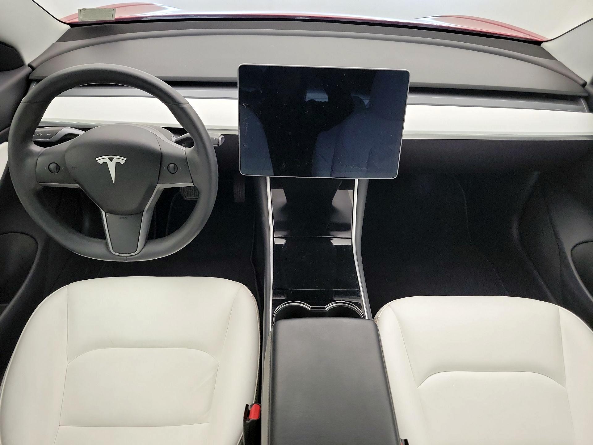 Thumbnail: 2020 Tesla Model 3 - 9