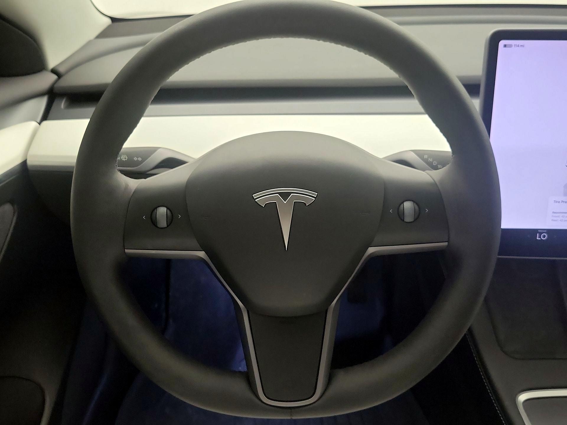 Thumbnail: 2022 Tesla Model 3 - 10