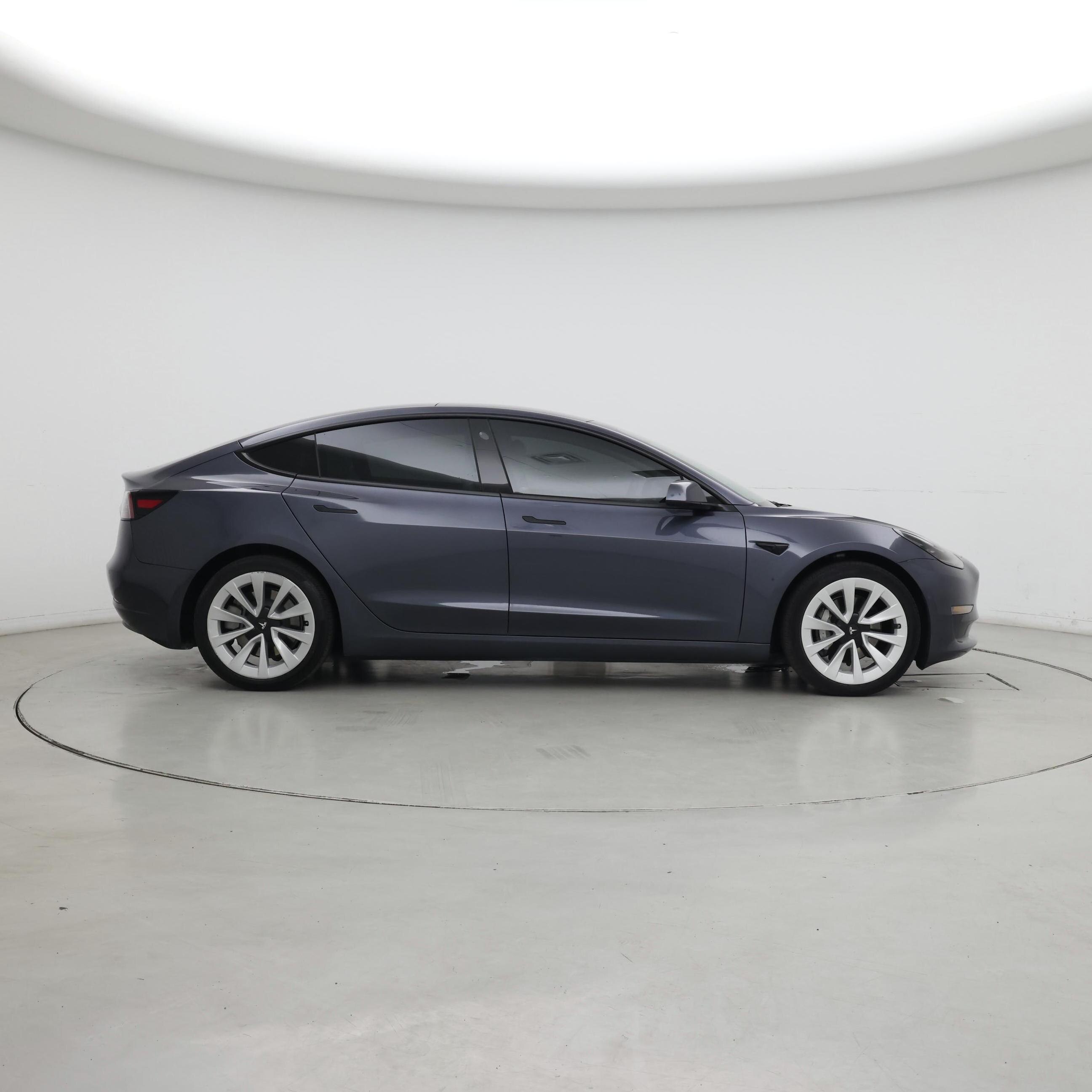 Thumbnail: 2022 Tesla Model 3 - 7