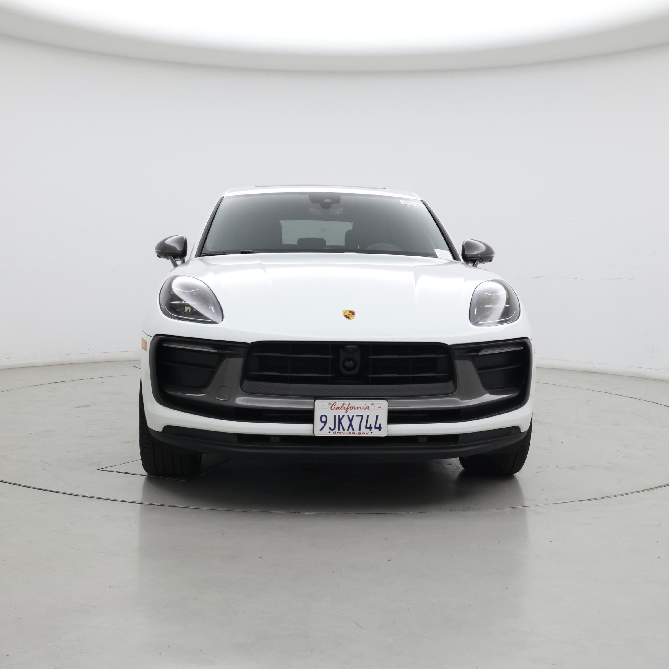 Thumbnail: 2023 Porsche Macan - 5