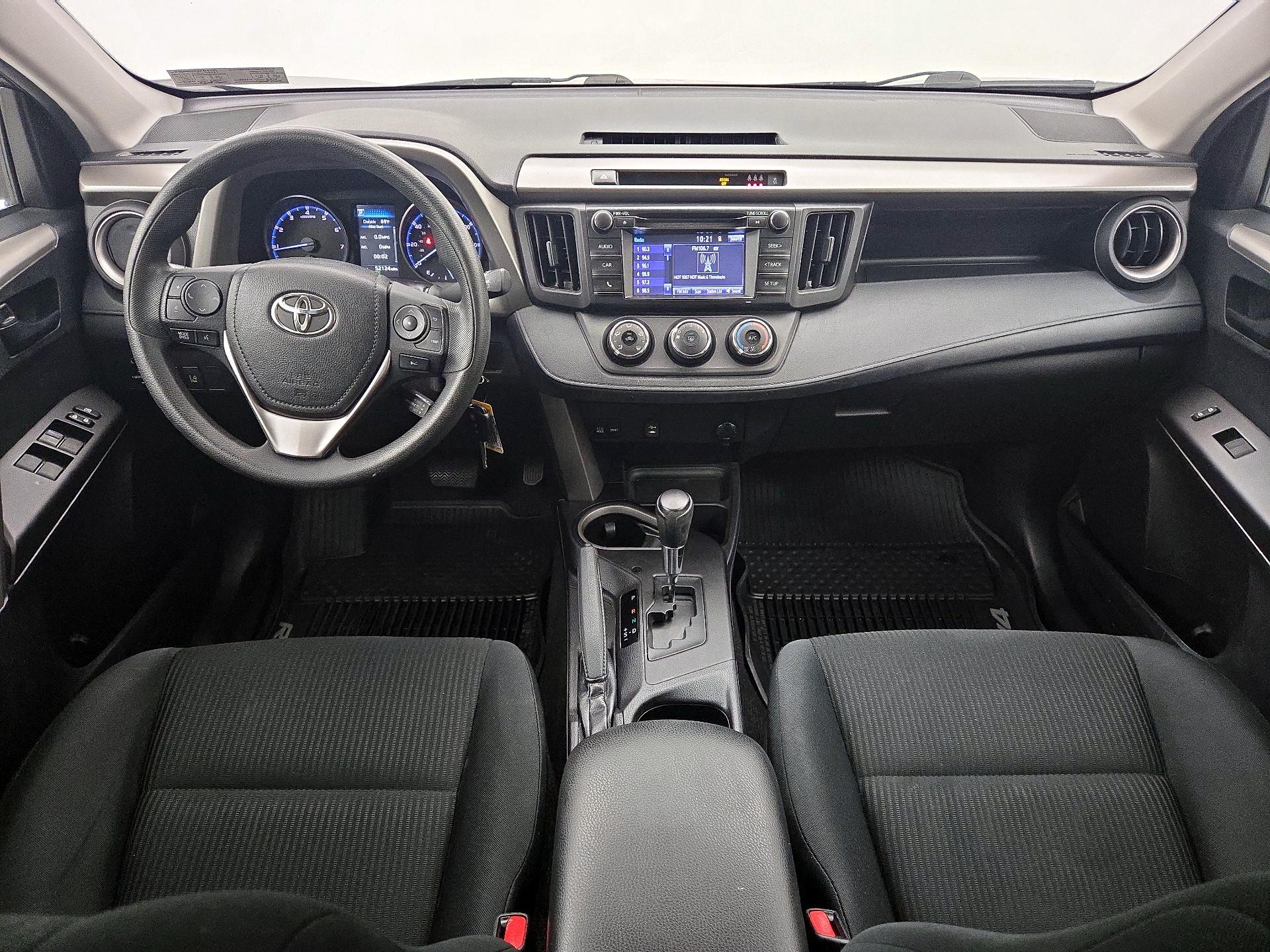 Thumbnail: 2018 Toyota RAV4 - 9