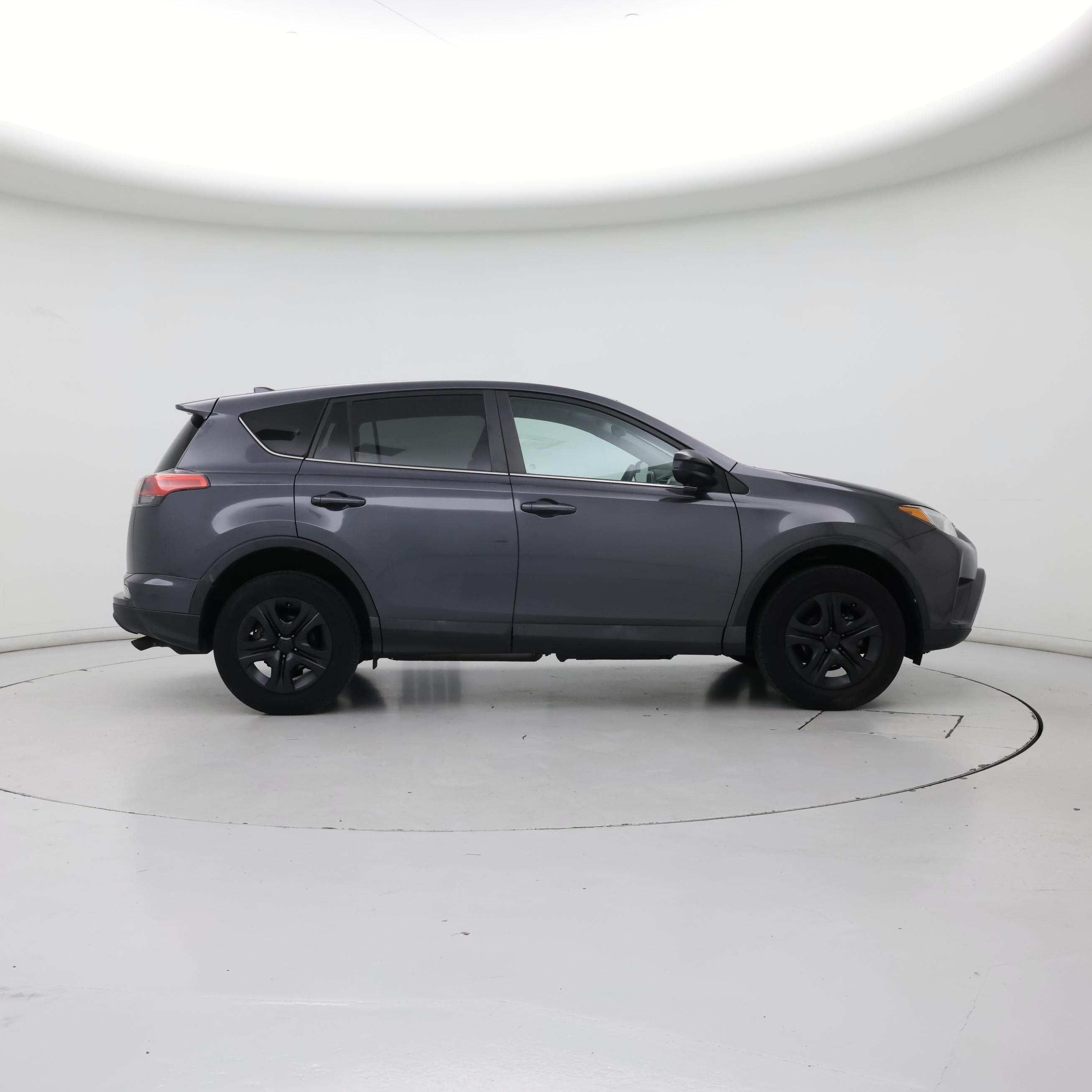Thumbnail: 2018 Toyota RAV4 - 7