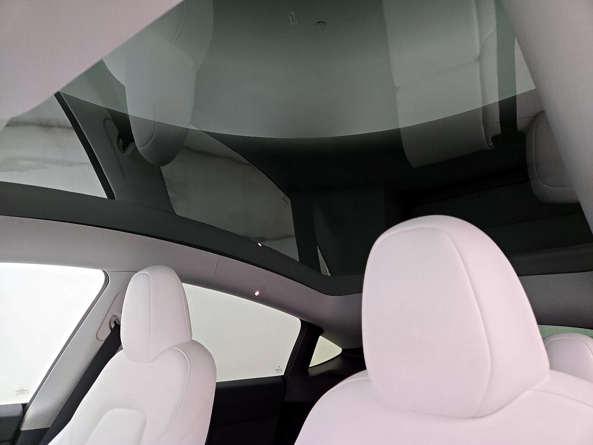 Thumbnail: 2025 Tesla Model Y - 18