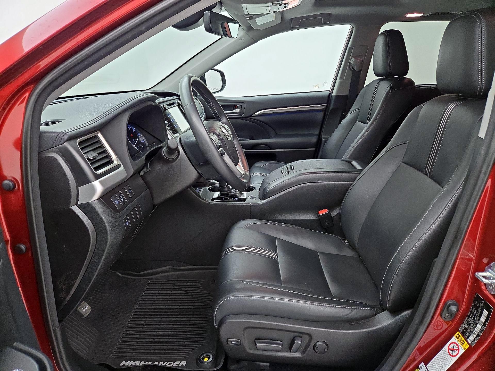 Thumbnail: 2018 Toyota Highlander - 11