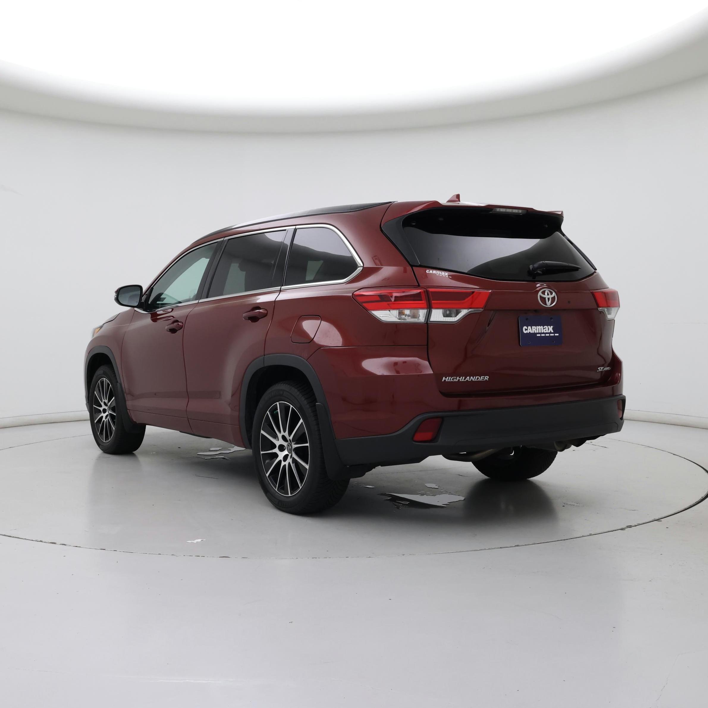 Thumbnail: 2018 Toyota Highlander - 2