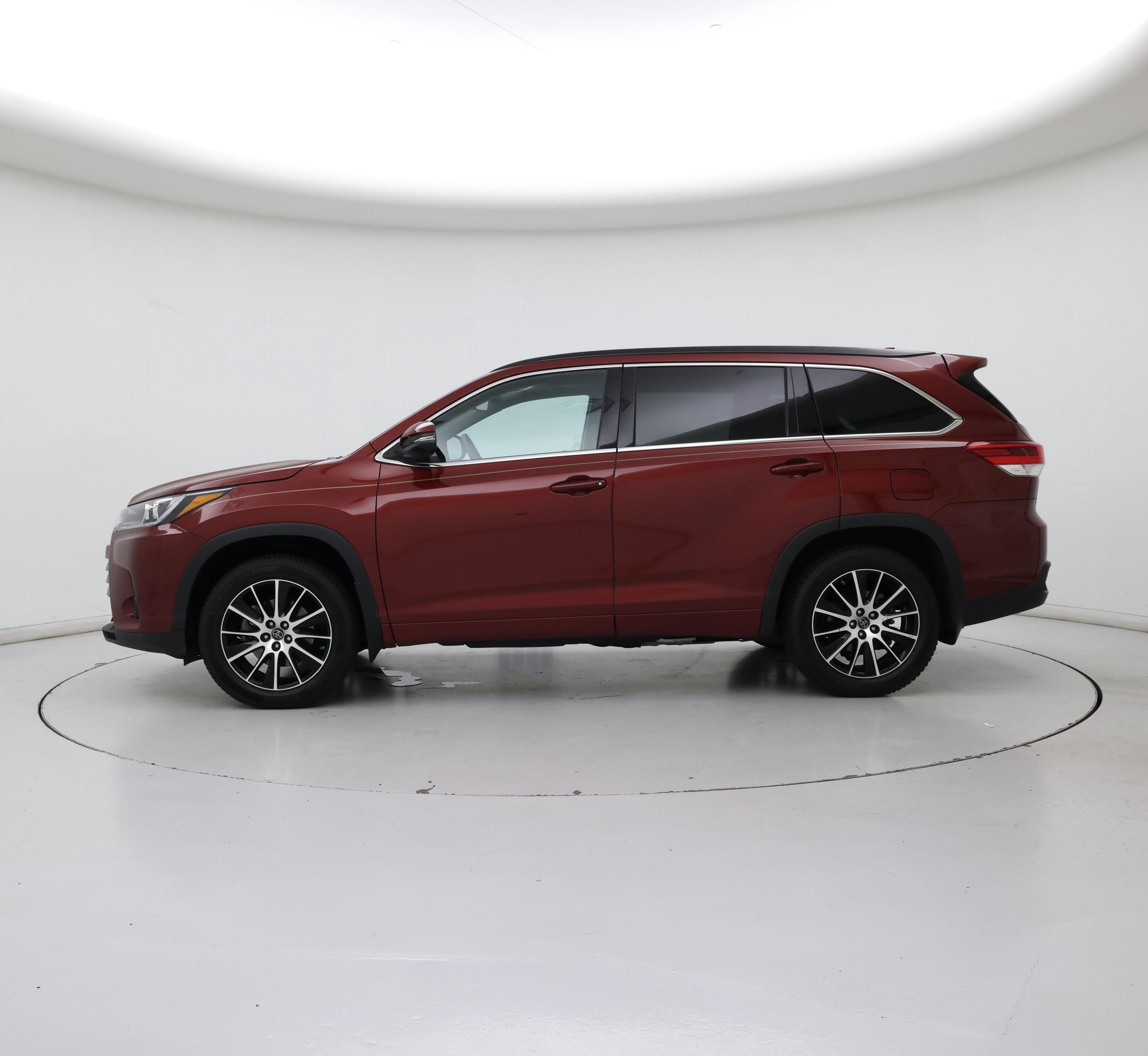 Thumbnail: 2018 Toyota Highlander - 3