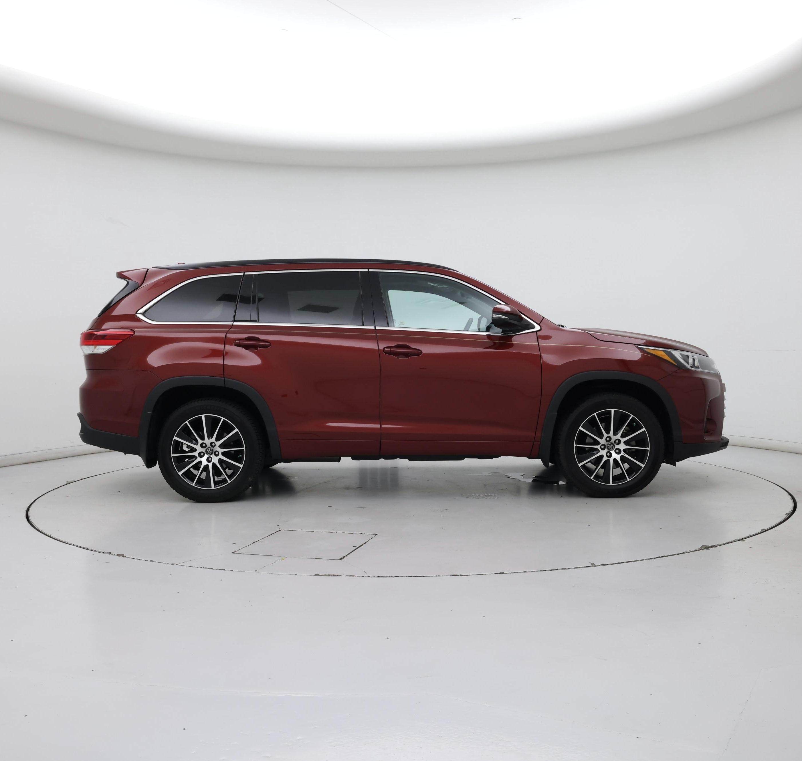 Thumbnail: 2018 Toyota Highlander - 7