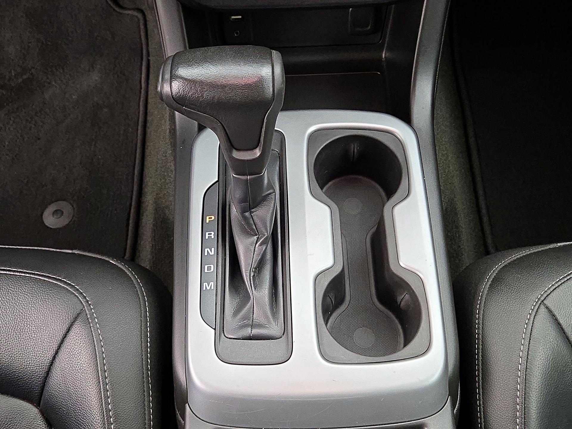 Thumbnail: 2015 Chevrolet Colorado - 17