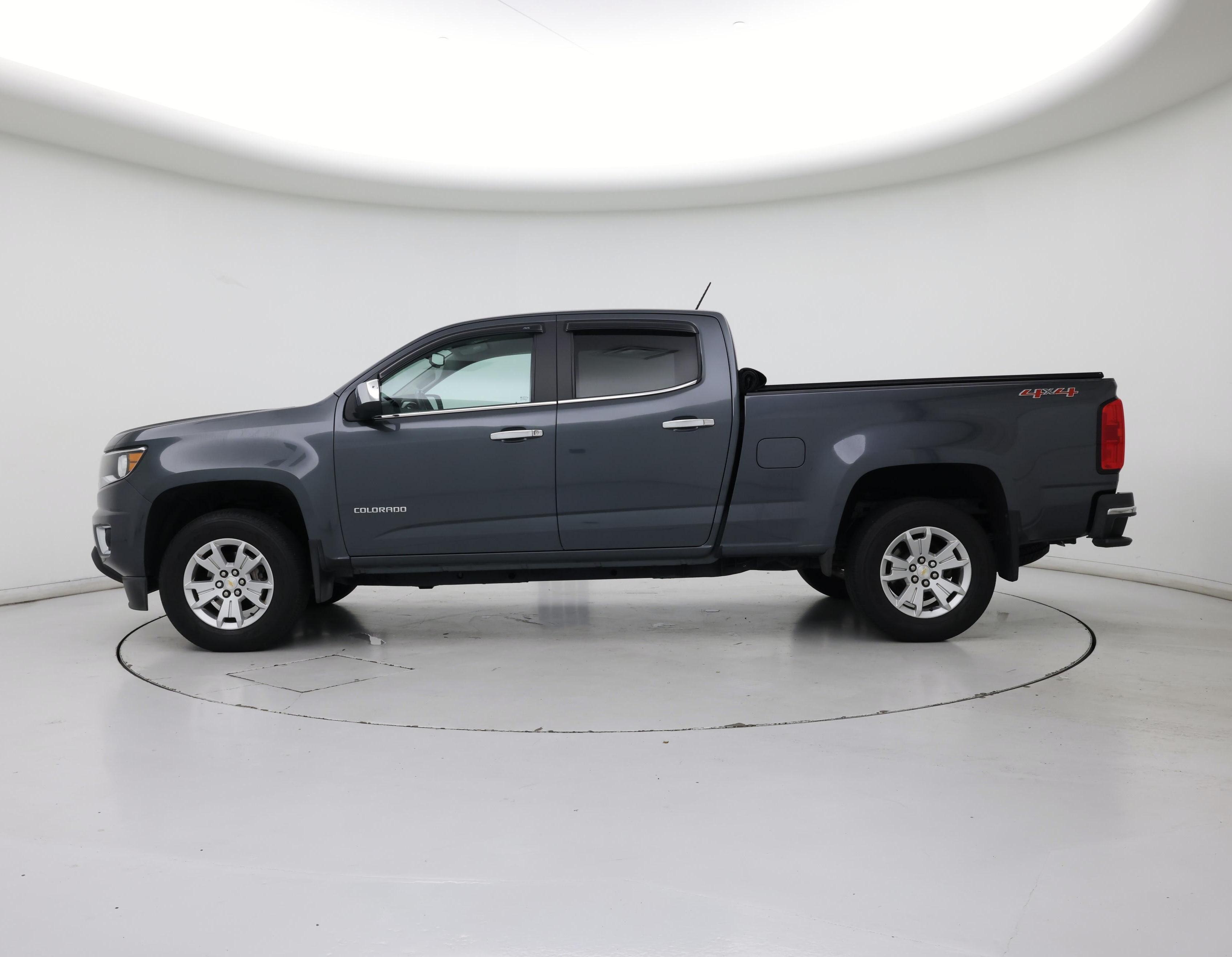 Thumbnail: 2015 Chevrolet Colorado - 3