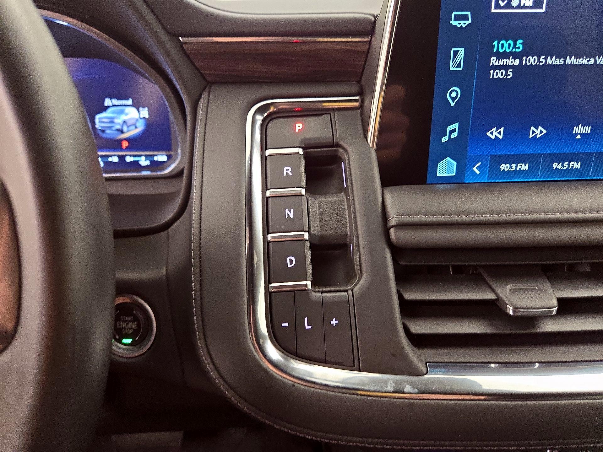 Thumbnail: 2023 Chevrolet Tahoe - 18