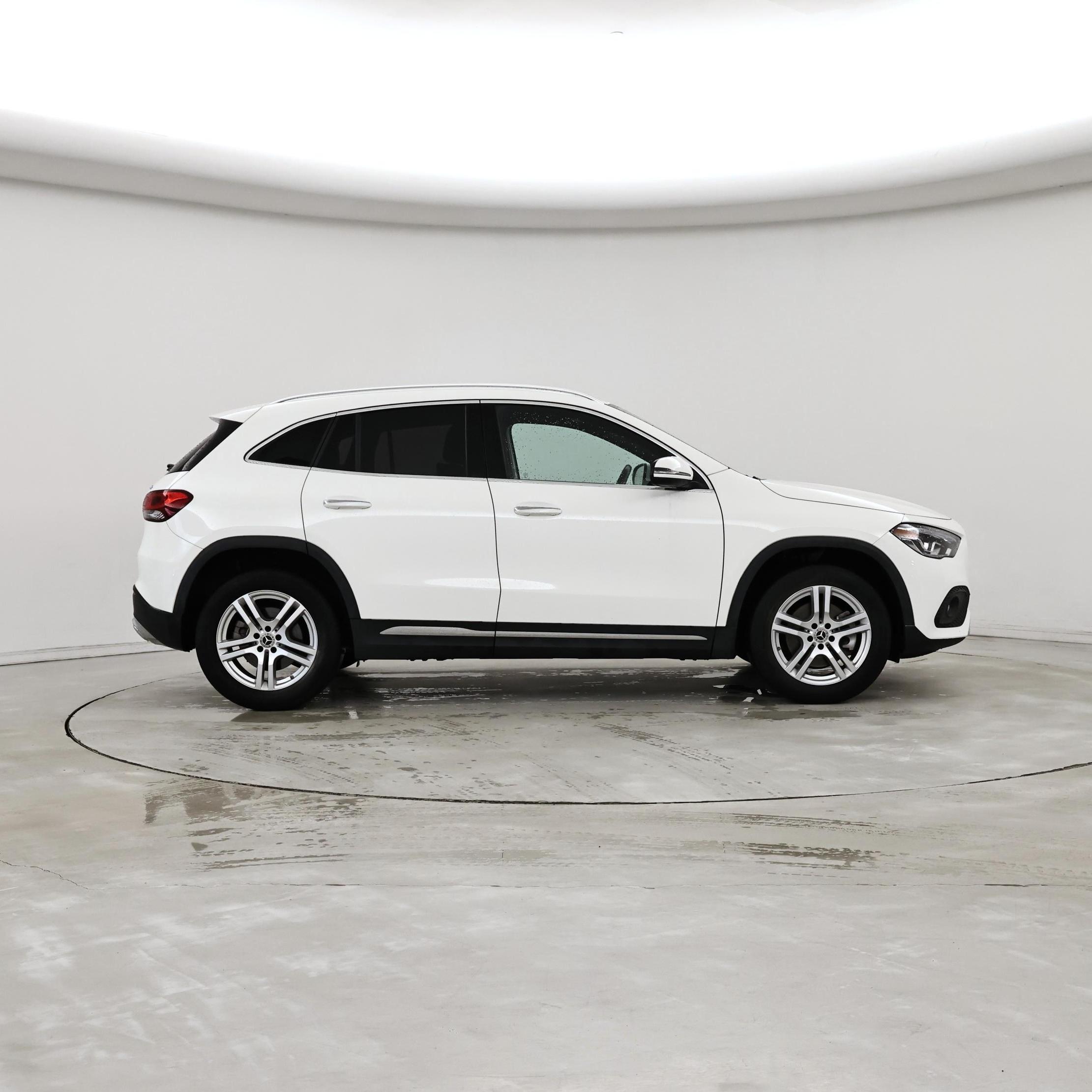 Thumbnail: 2023 Mercedes-Benz GLA - 7