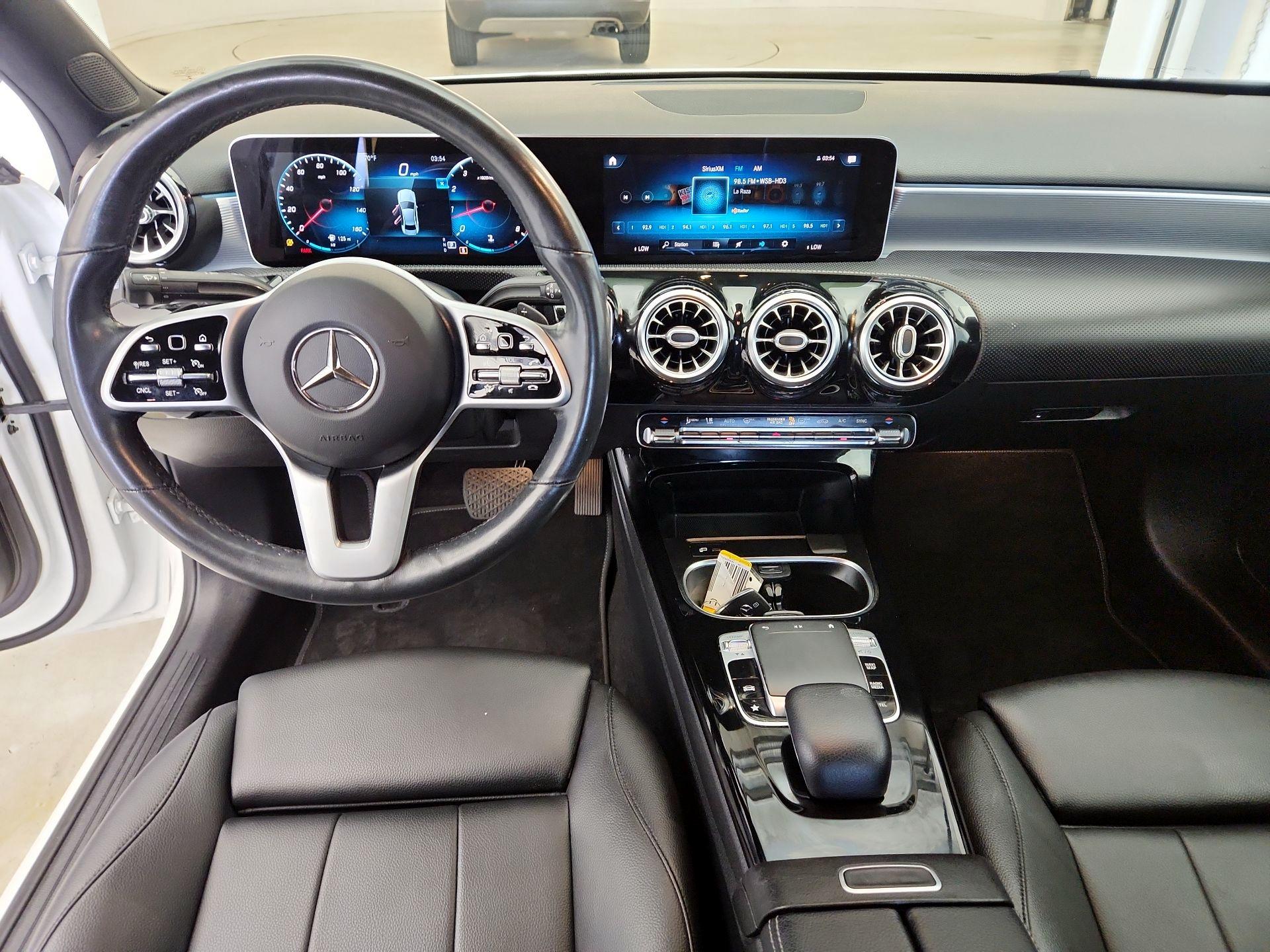 Thumbnail: 2020 Mercedes-Benz A-Class - 9