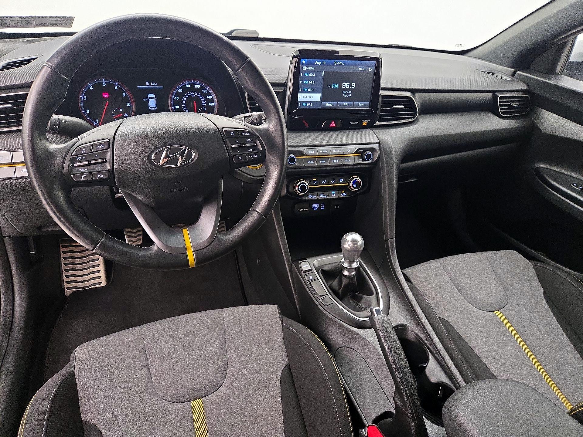 Thumbnail: 2019 Hyundai Veloster - 9