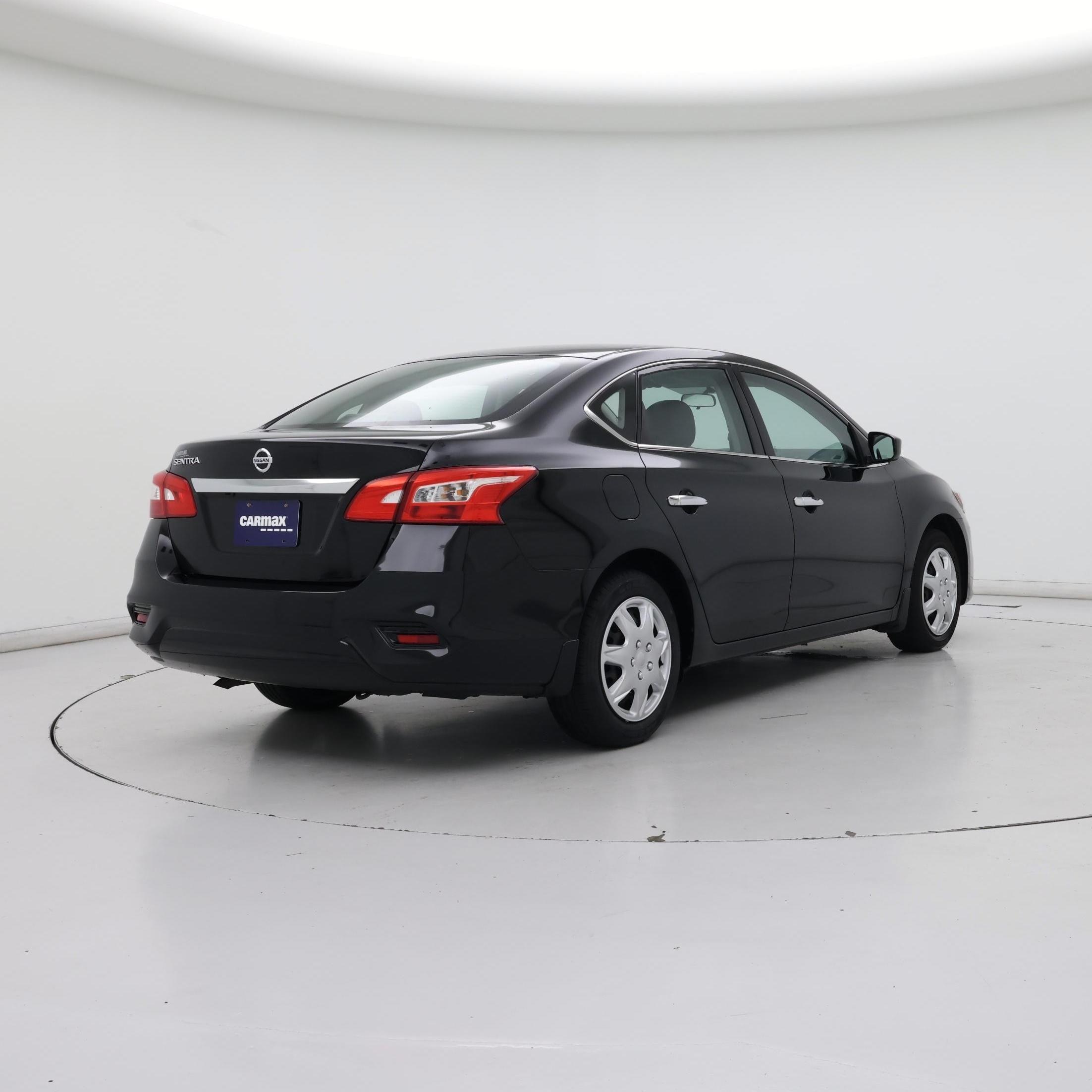 Thumbnail: 2019 Nissan Sentra - 8